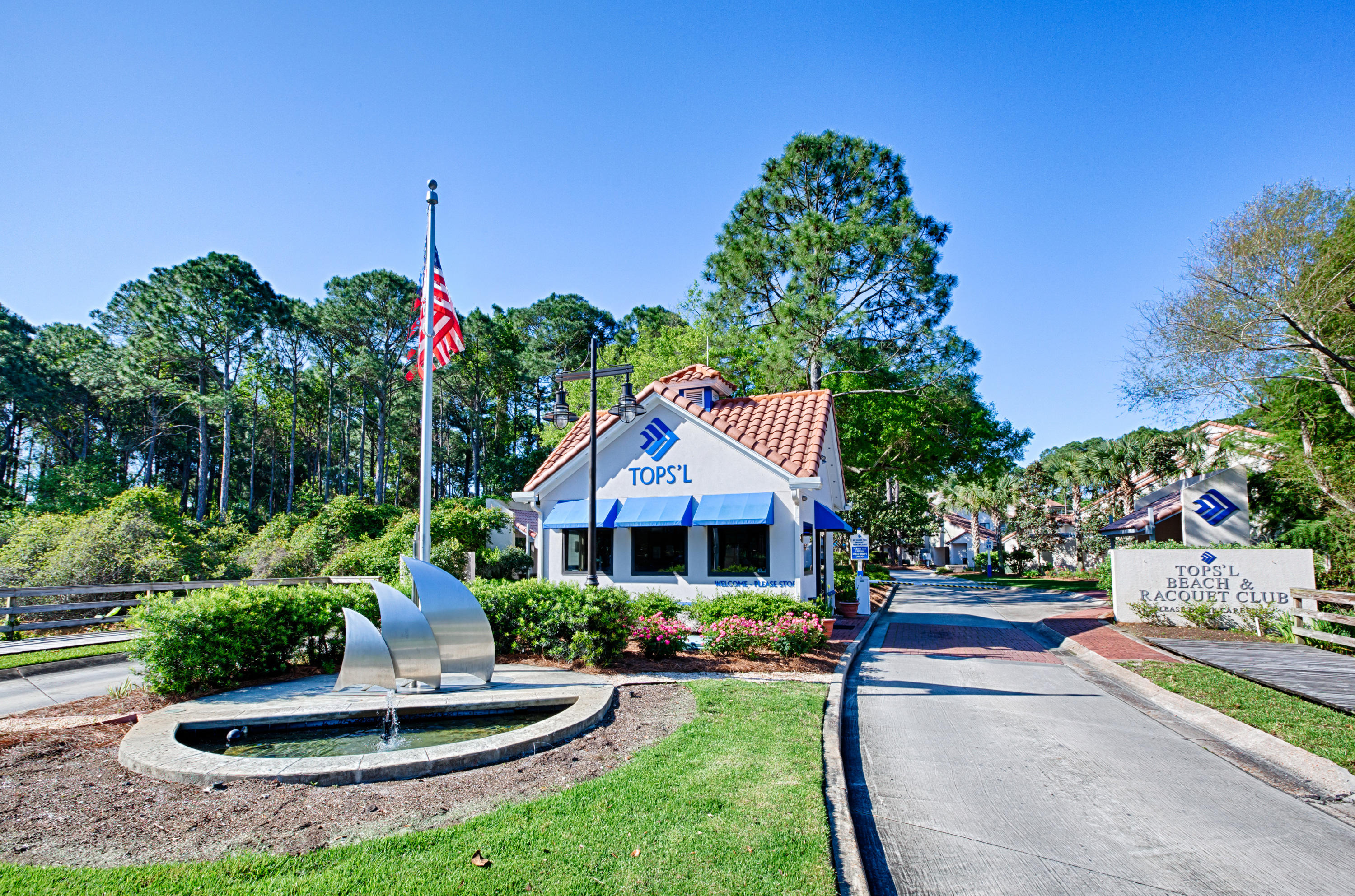 TOPS'L BEACH MANOR - Residential