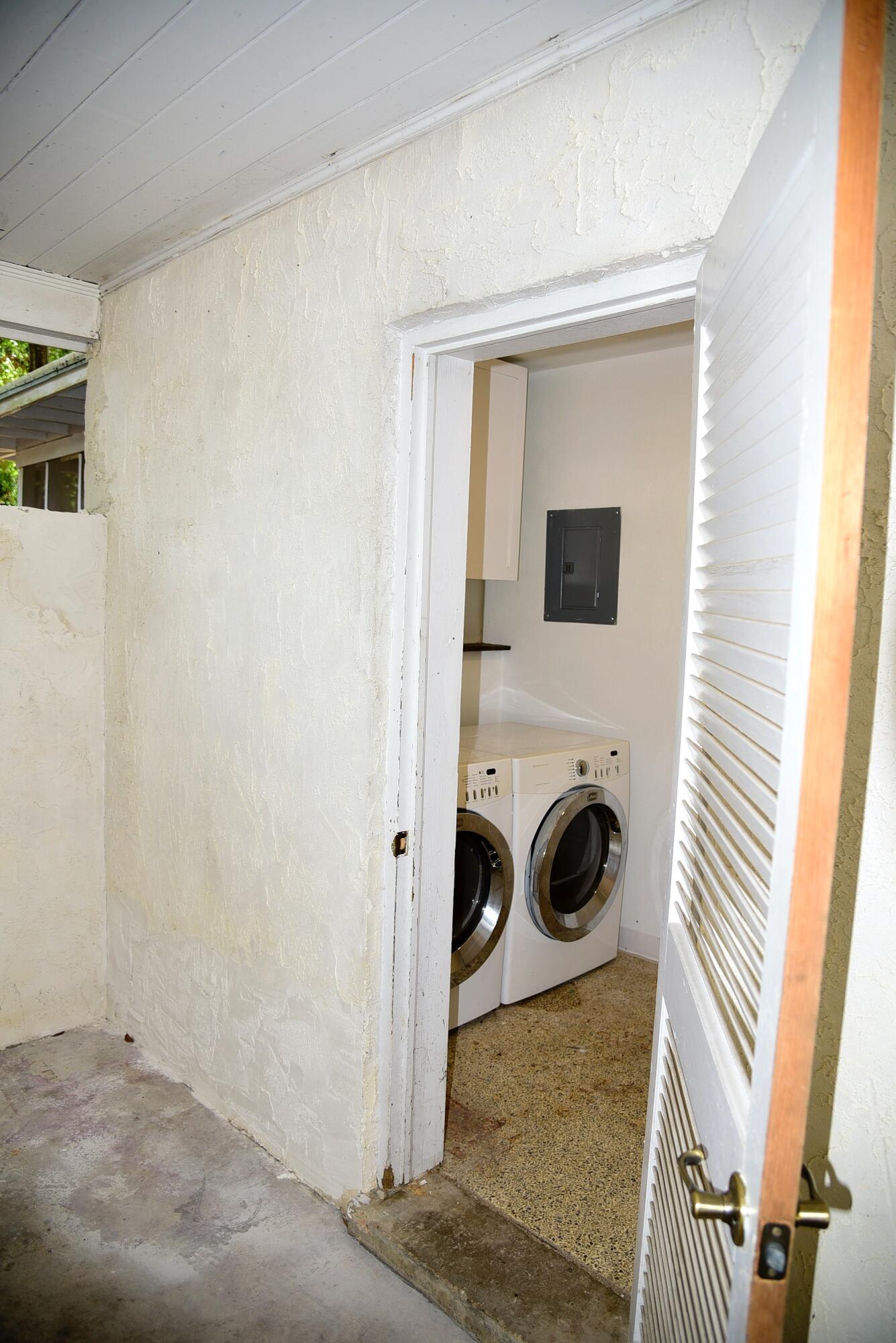 LONGWOOD S/D 1ST ADDN - Residential Lease