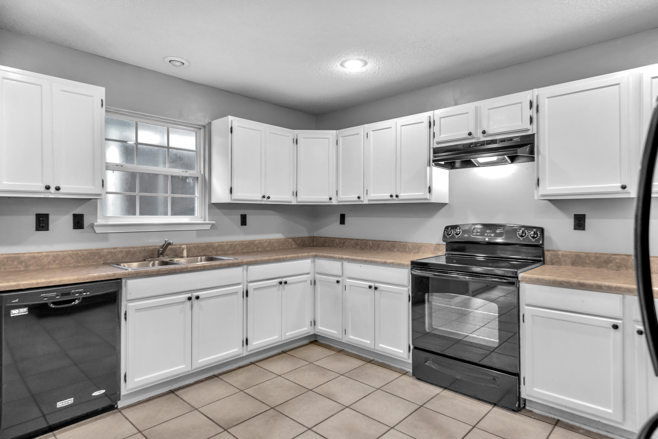 WINDING CREEK ESTATES PH 1 - Residential