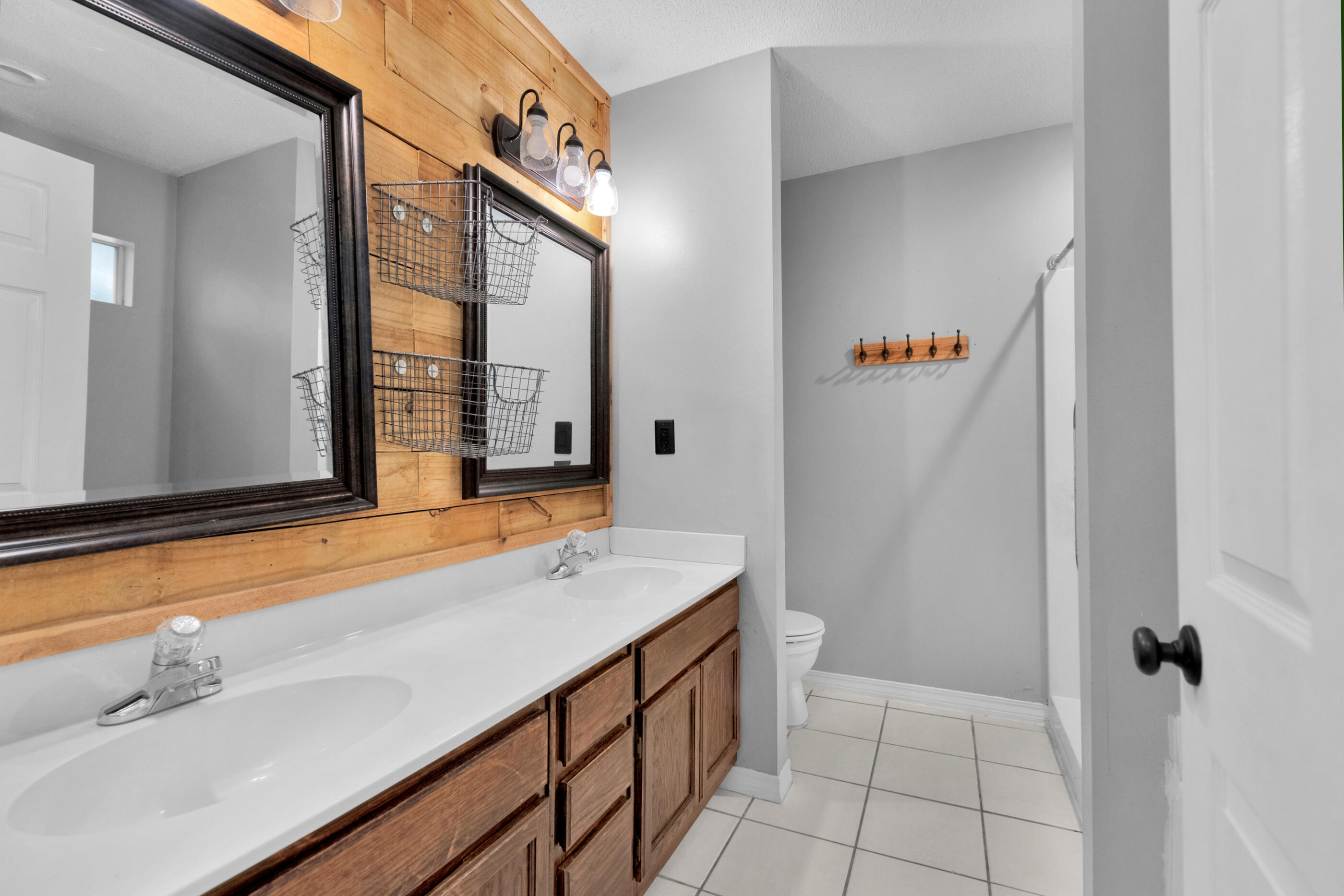 WINDING CREEK ESTATES PH 1 - Residential