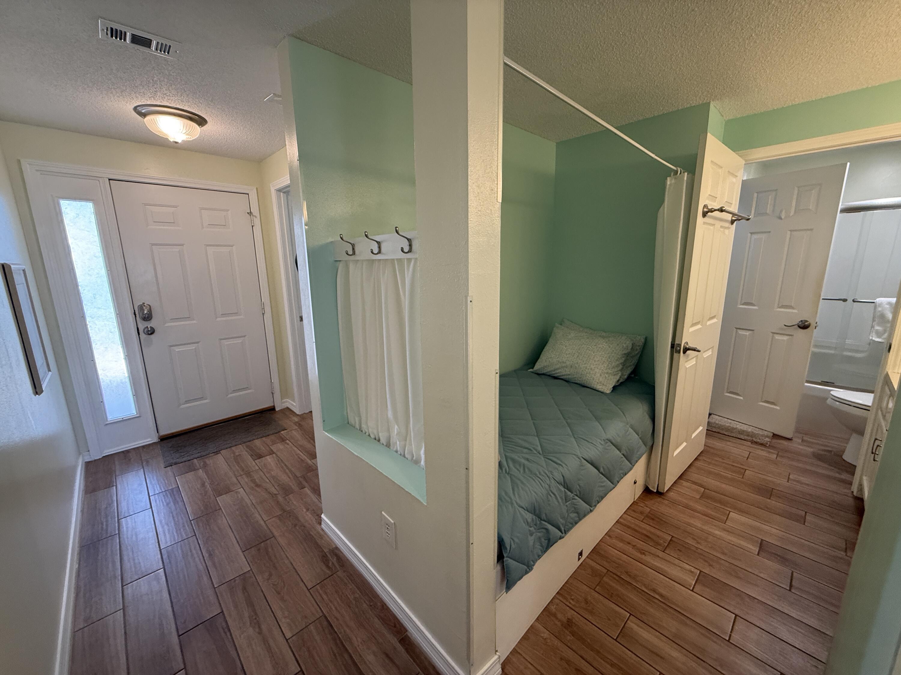 SANDPIPER COVE - Residential