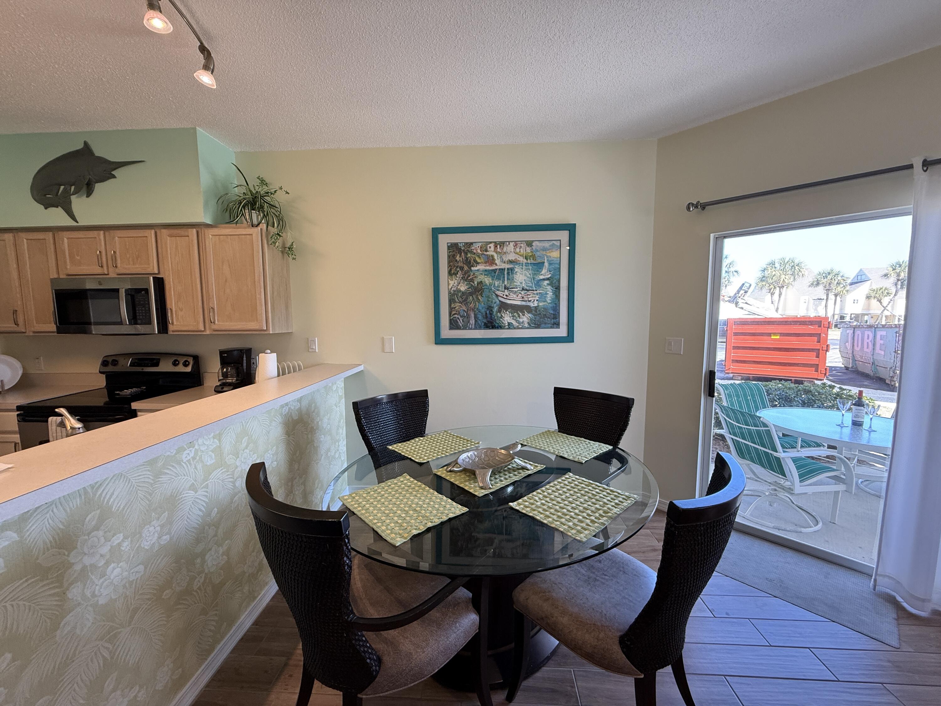 SANDPIPER COVE - Residential