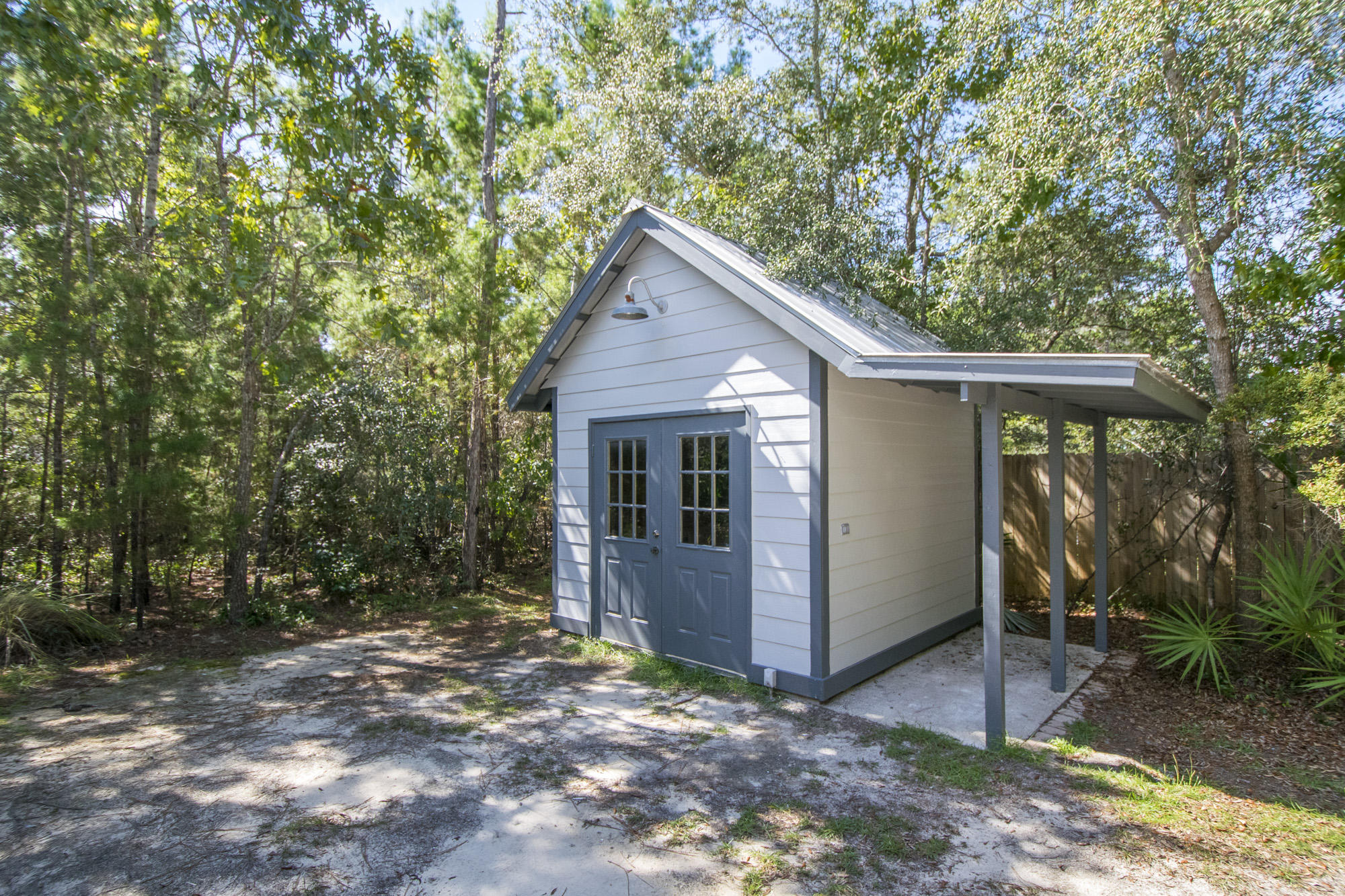 WHITES GULFVIEW ESTATES 2ND ADDN - Residential