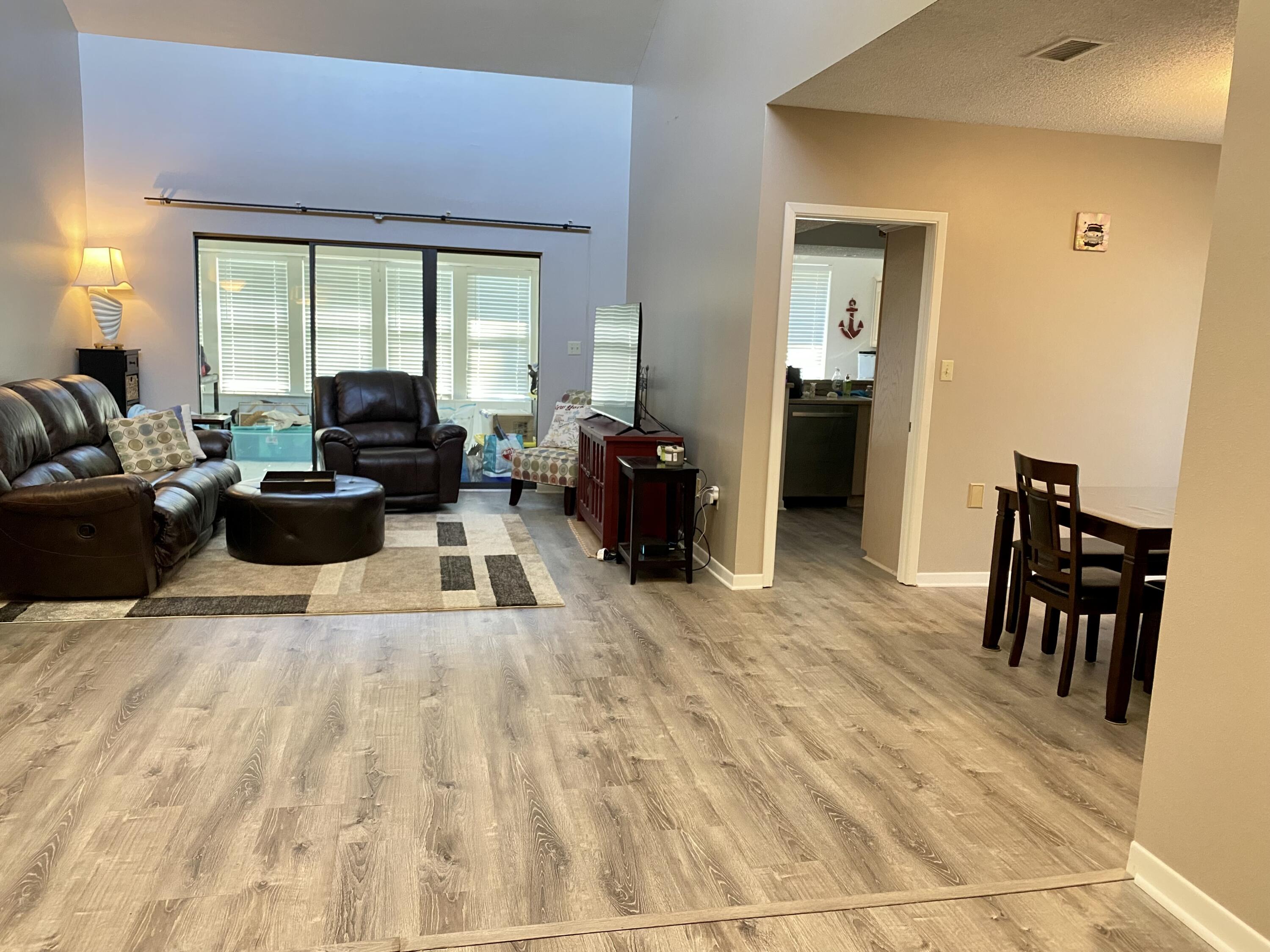 GLENEAGLES GREEN BLUEWATER BAY - Residential Lease