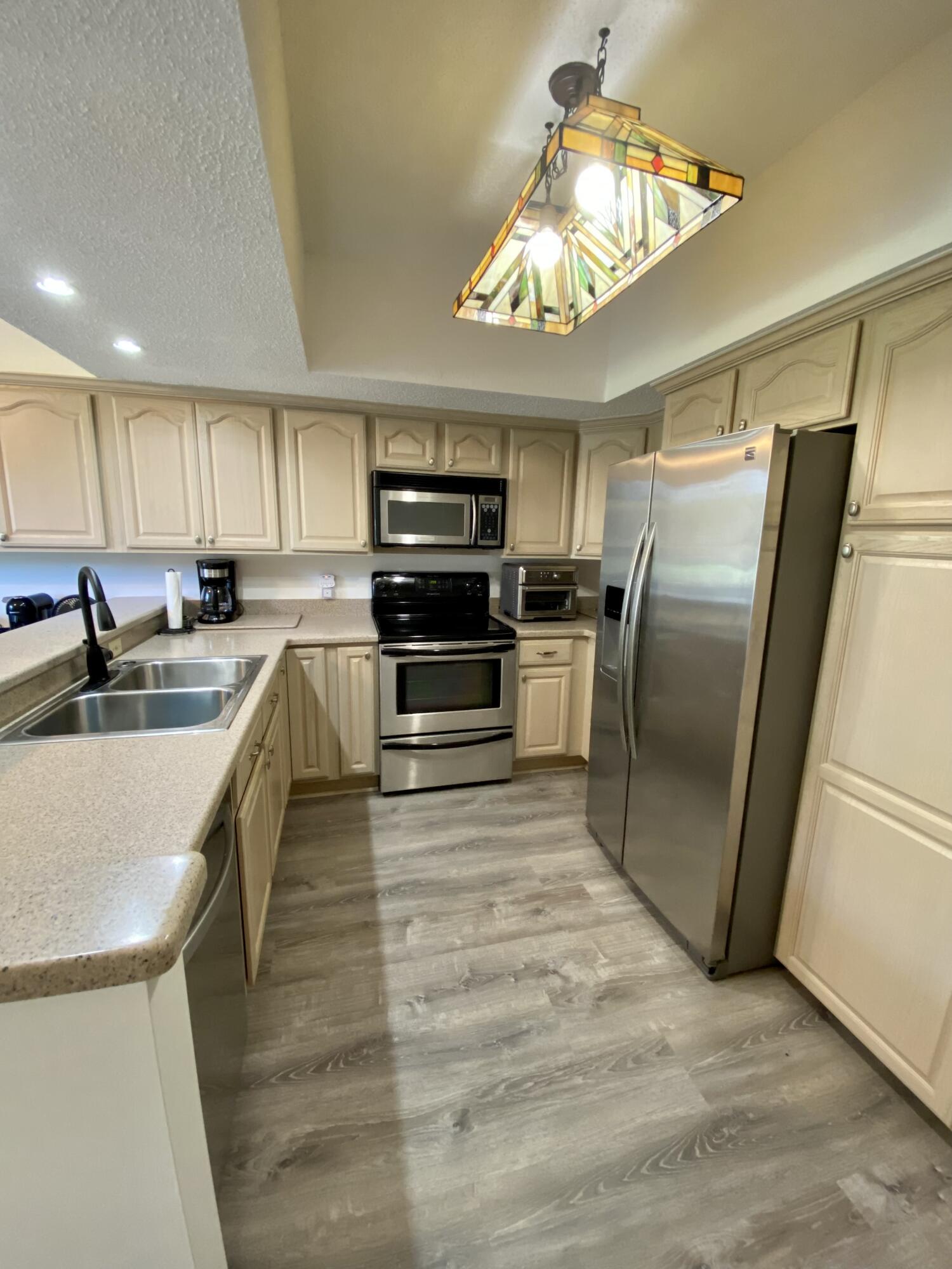 GLENEAGLES GREEN BLUEWATER BAY - Residential Lease