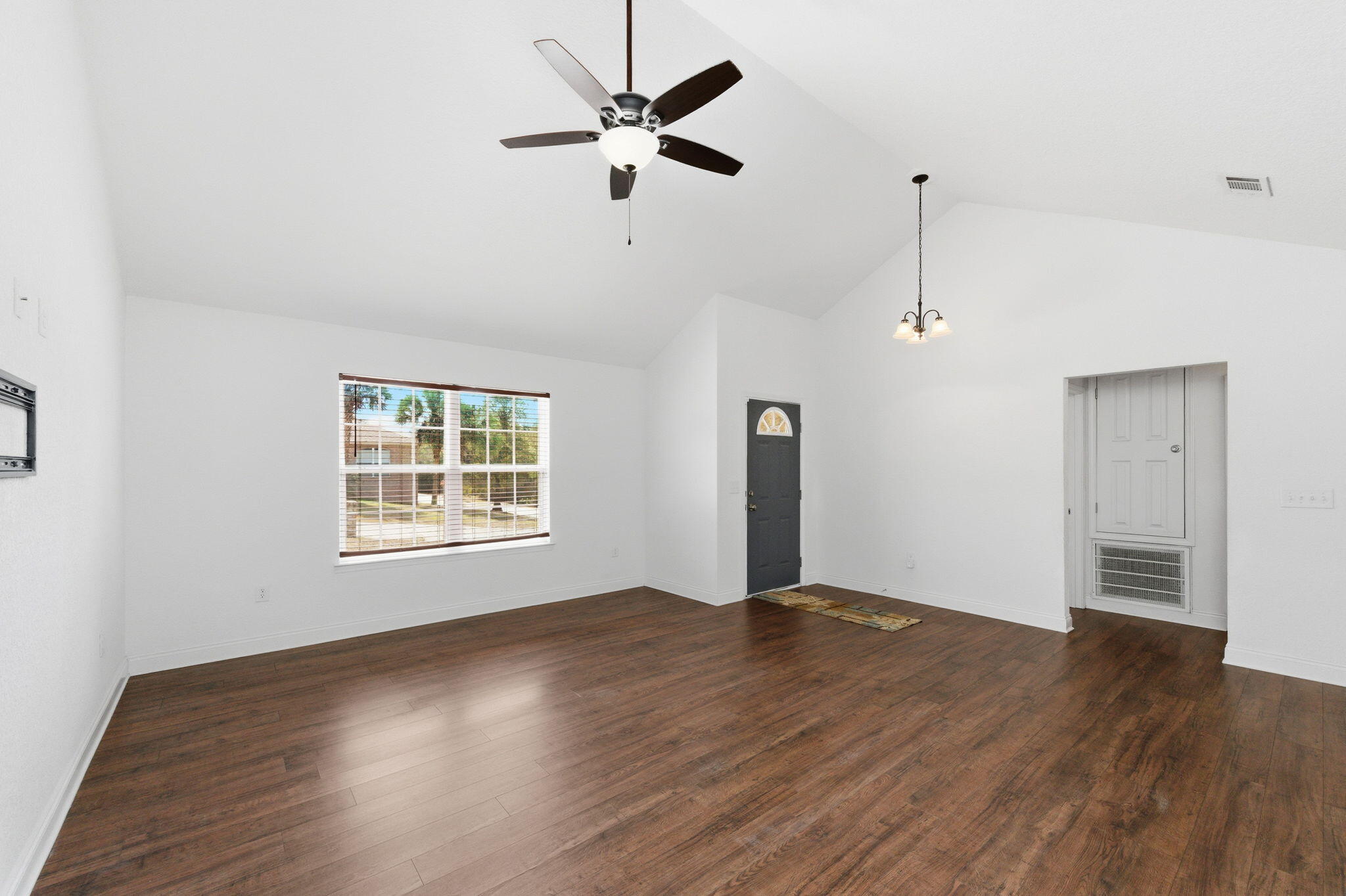 TRAILWOOD ESTATES - Residential