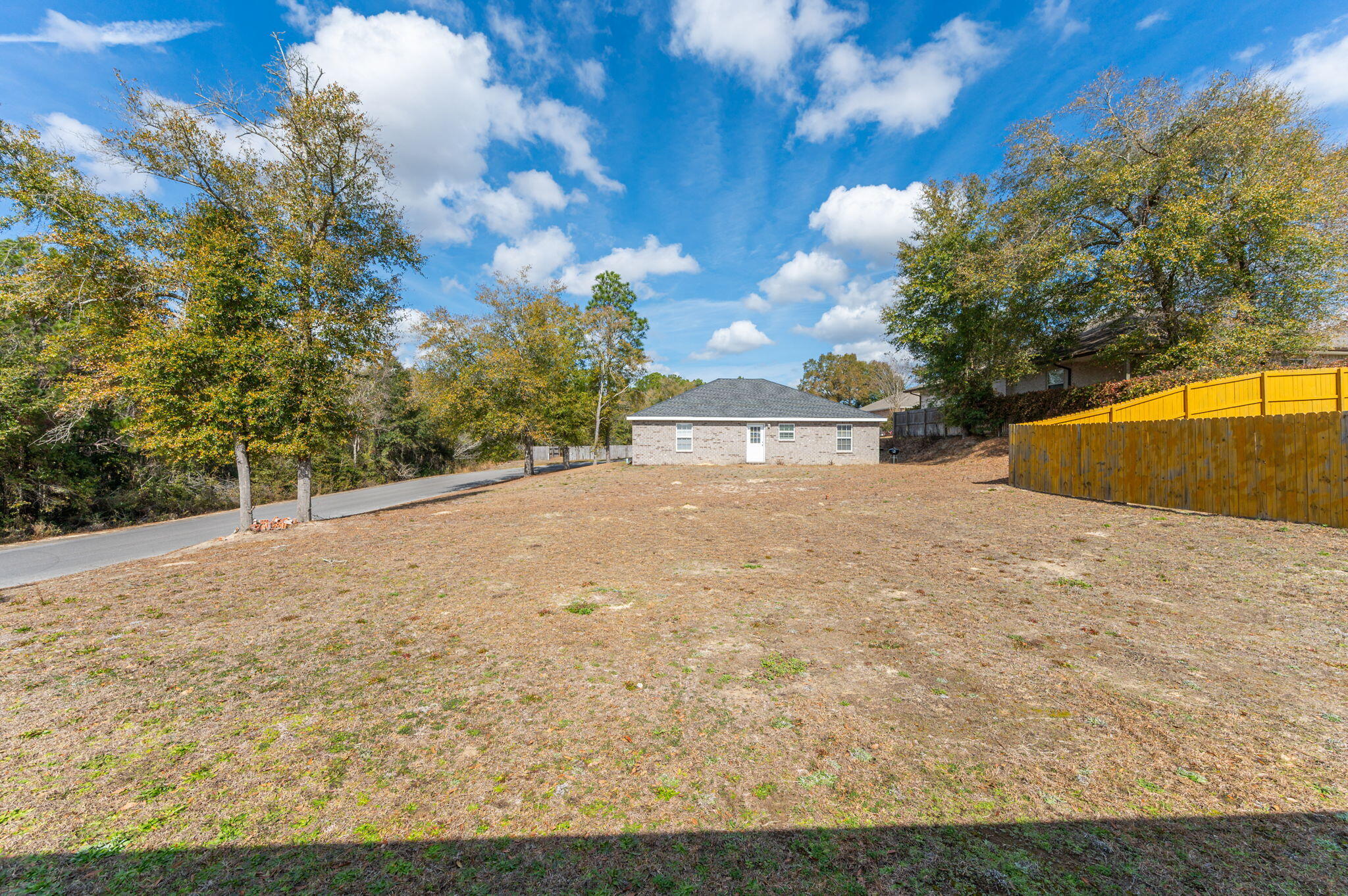 TRAILWOOD ESTATES - Residential