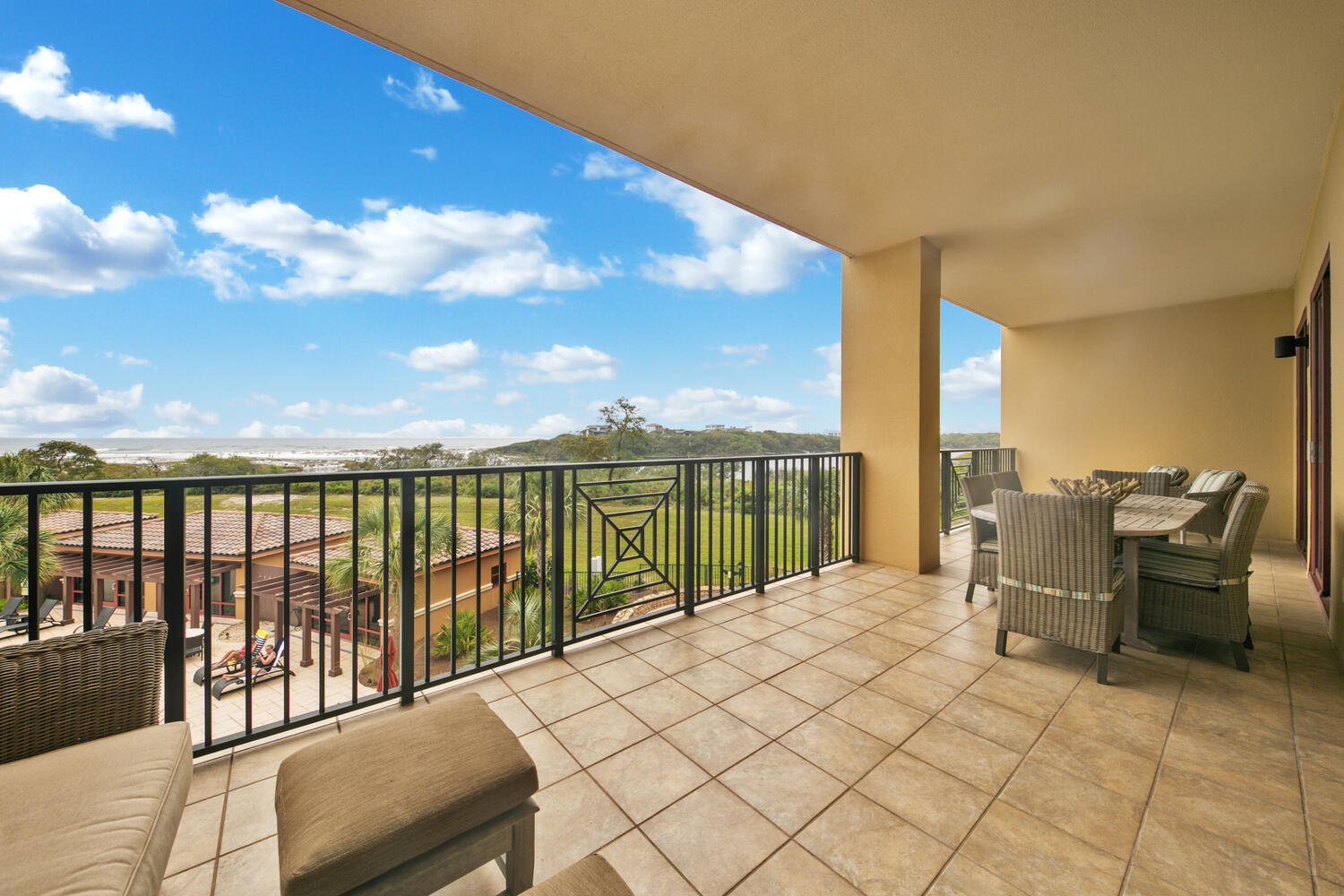 SANCTUARY BY THE SEA CONDO - Residential