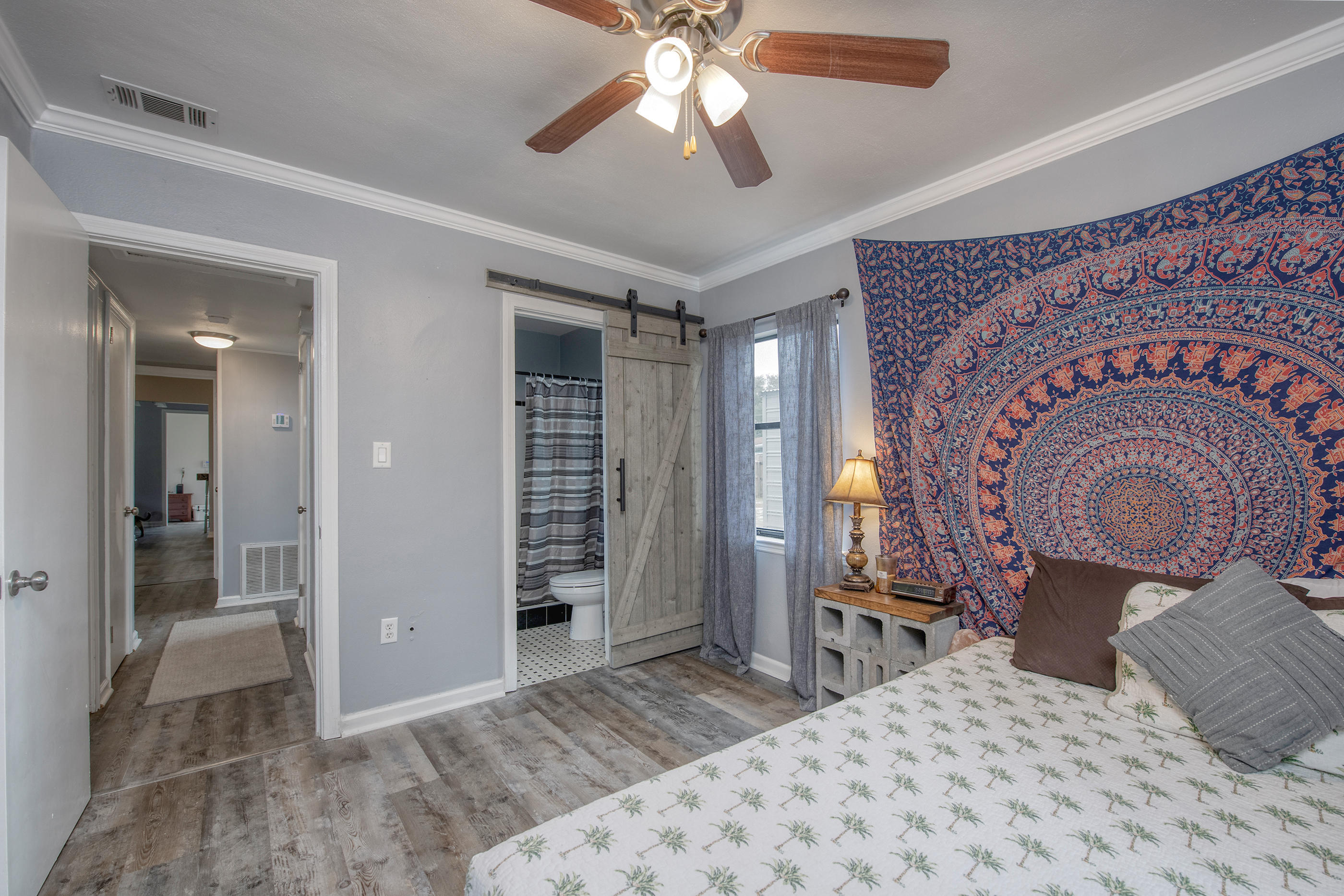 Elliotts Point 7th Addn - Residential