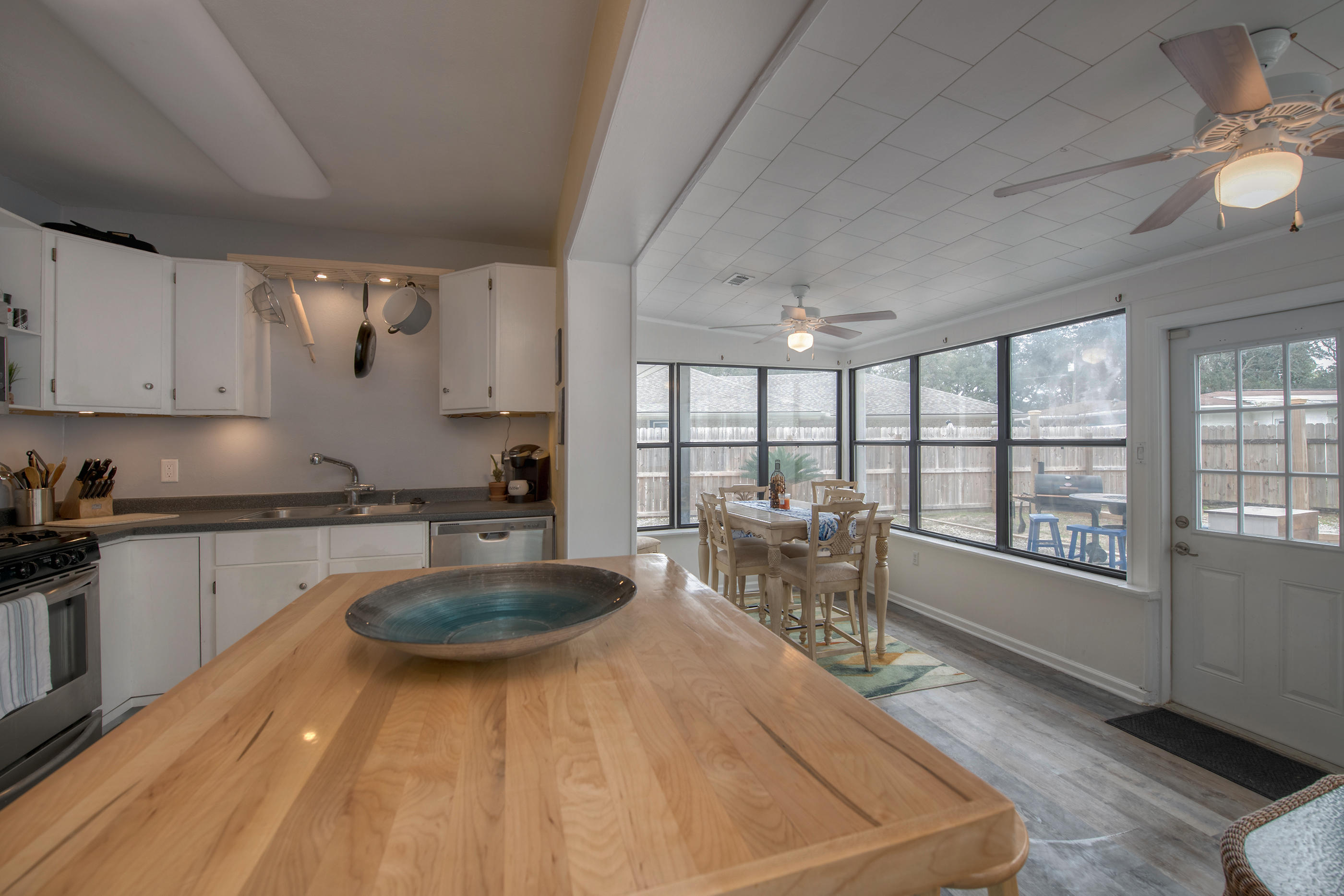 Elliotts Point 7th Addn - Residential