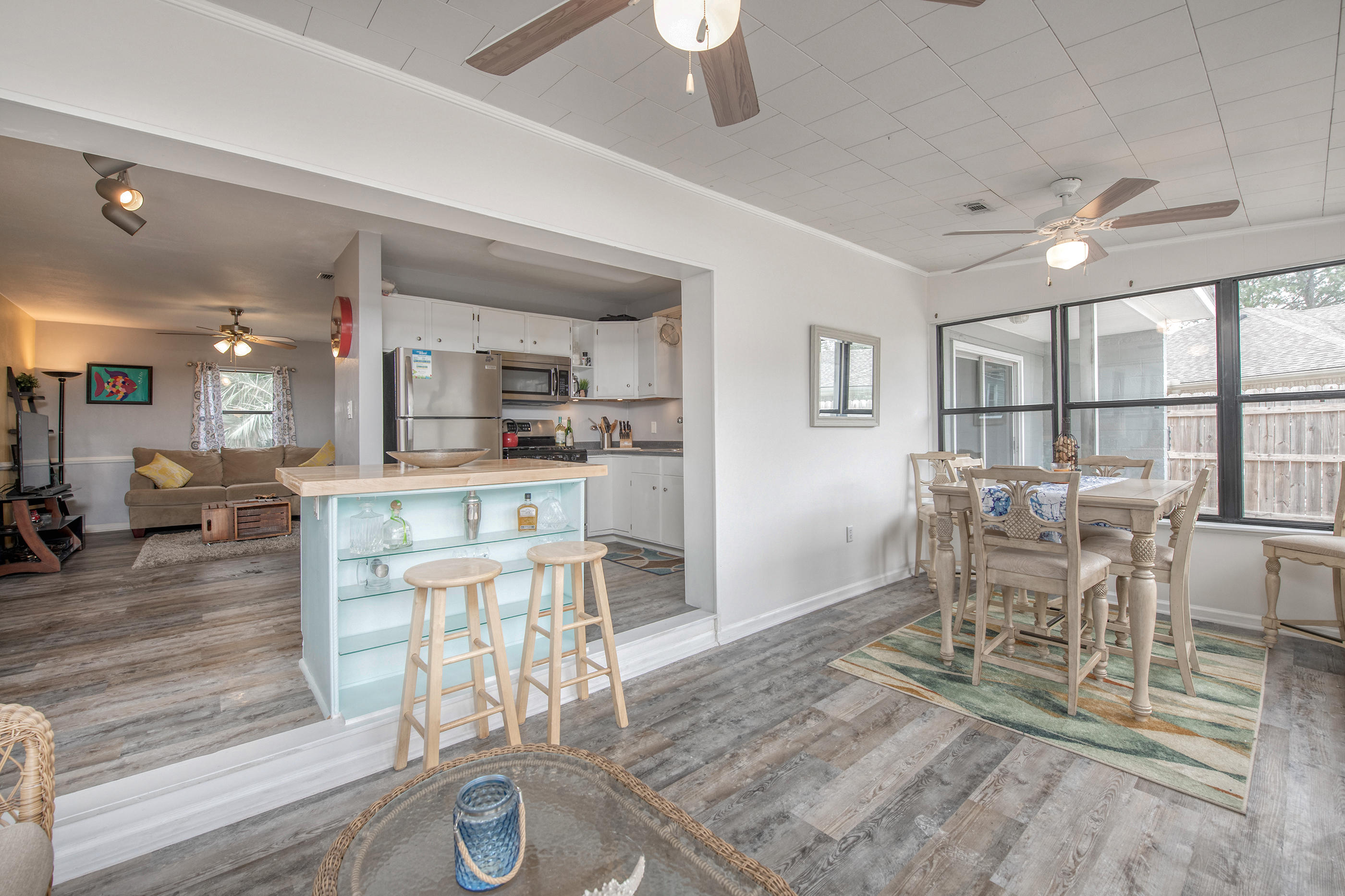 Elliotts Point 7th Addn - Residential