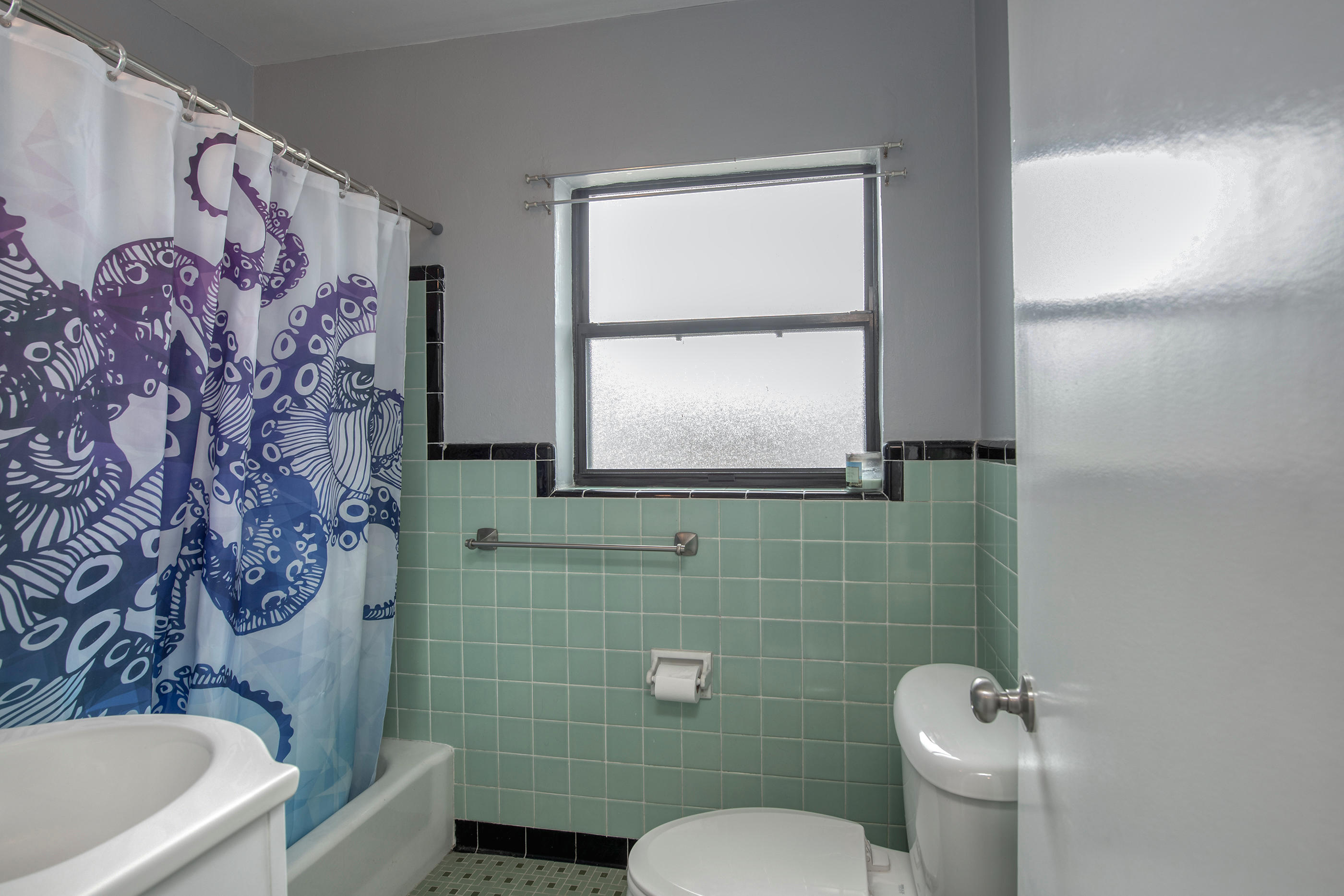 Elliotts Point 7th Addn - Residential