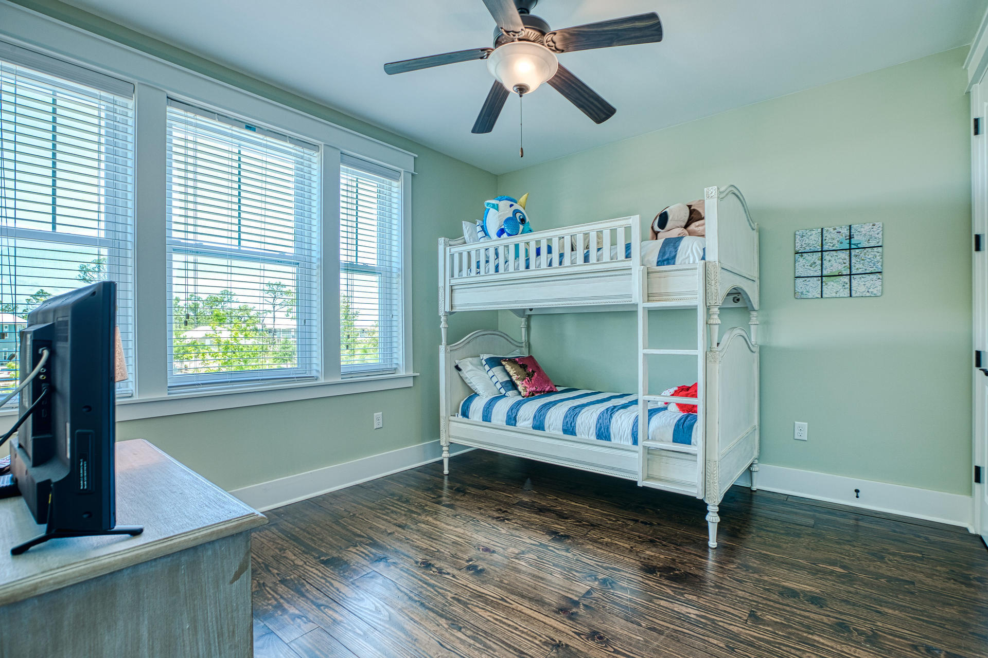 NATUREWALK AT SEAGROVE - Residential