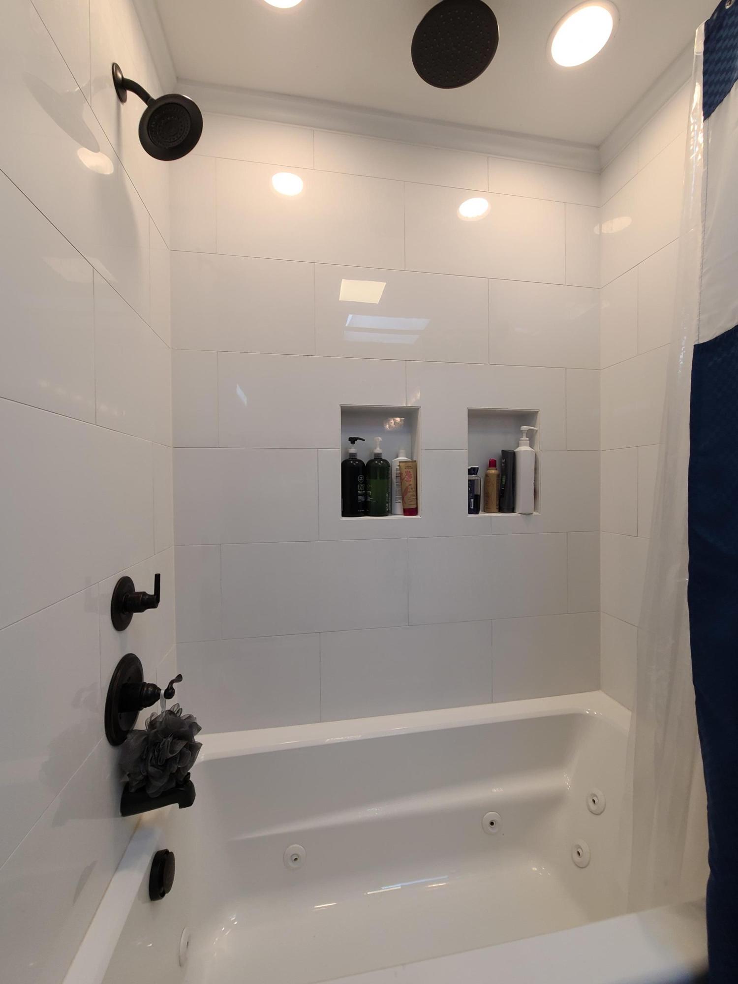 TANGLEWOOD S/D 1ST ADDN - Residential Lease