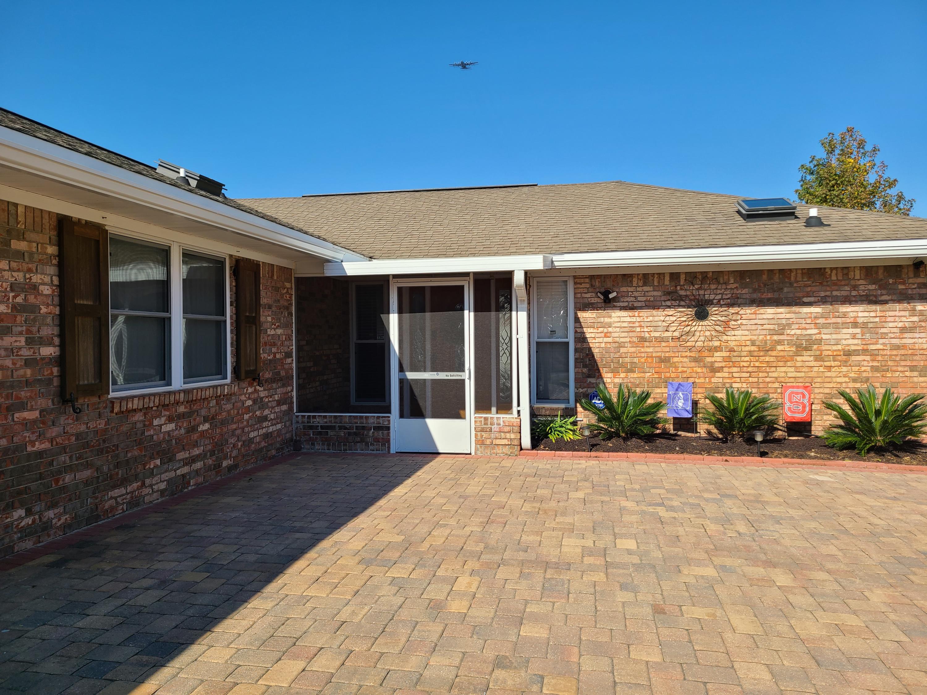 TANGLEWOOD S/D 1ST ADDN - Residential Lease