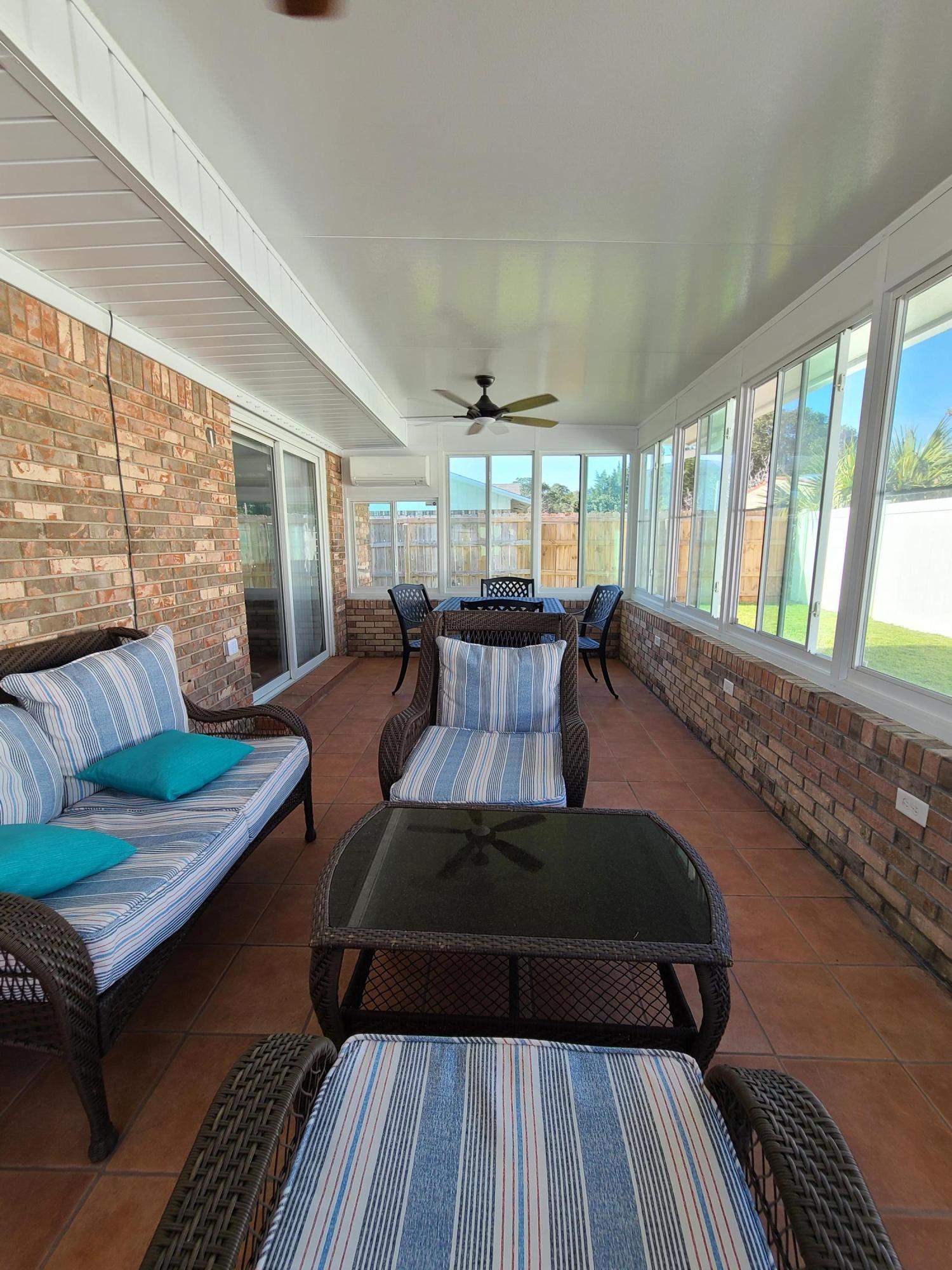 TANGLEWOOD S/D 1ST ADDN - Residential Lease