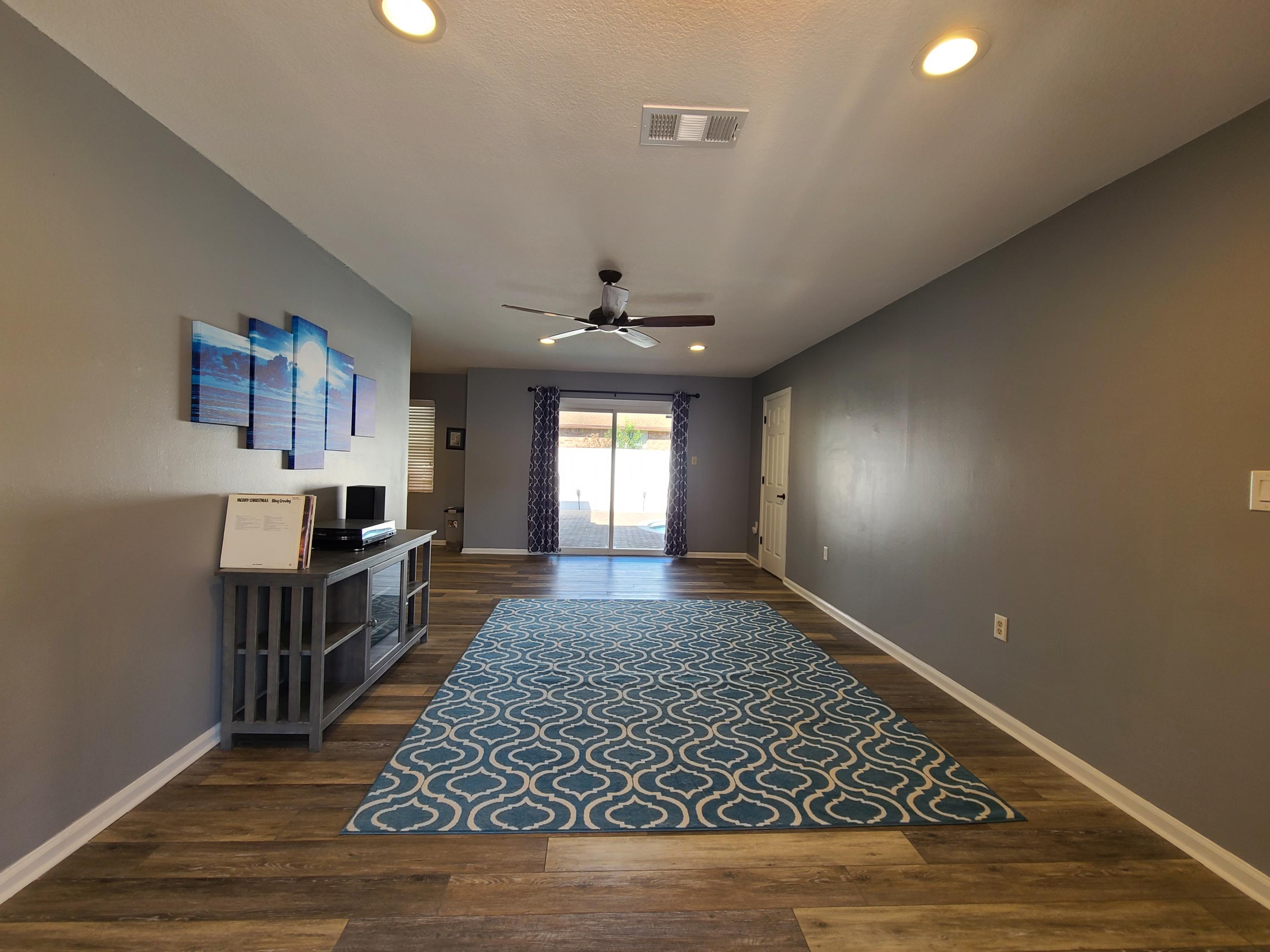 TANGLEWOOD S/D 1ST ADDN - Residential Lease