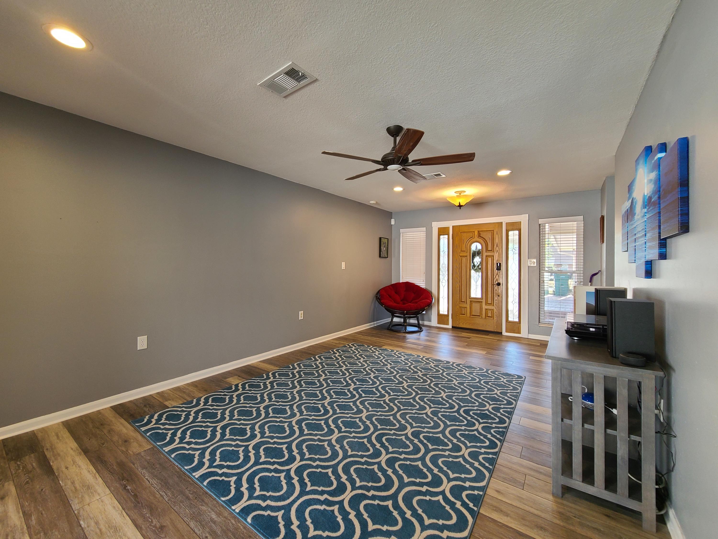 TANGLEWOOD S/D 1ST ADDN - Residential Lease