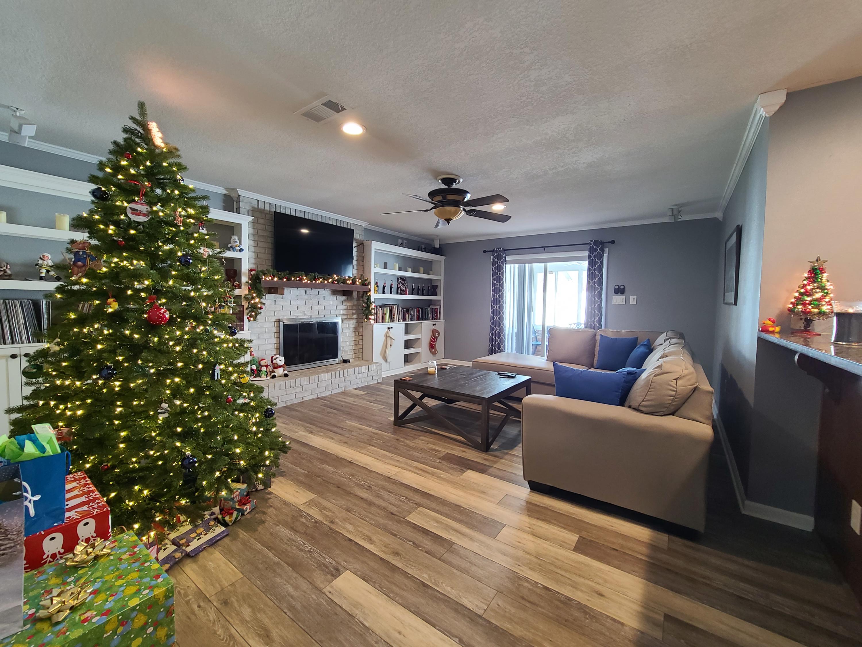 TANGLEWOOD S/D 1ST ADDN - Residential Lease