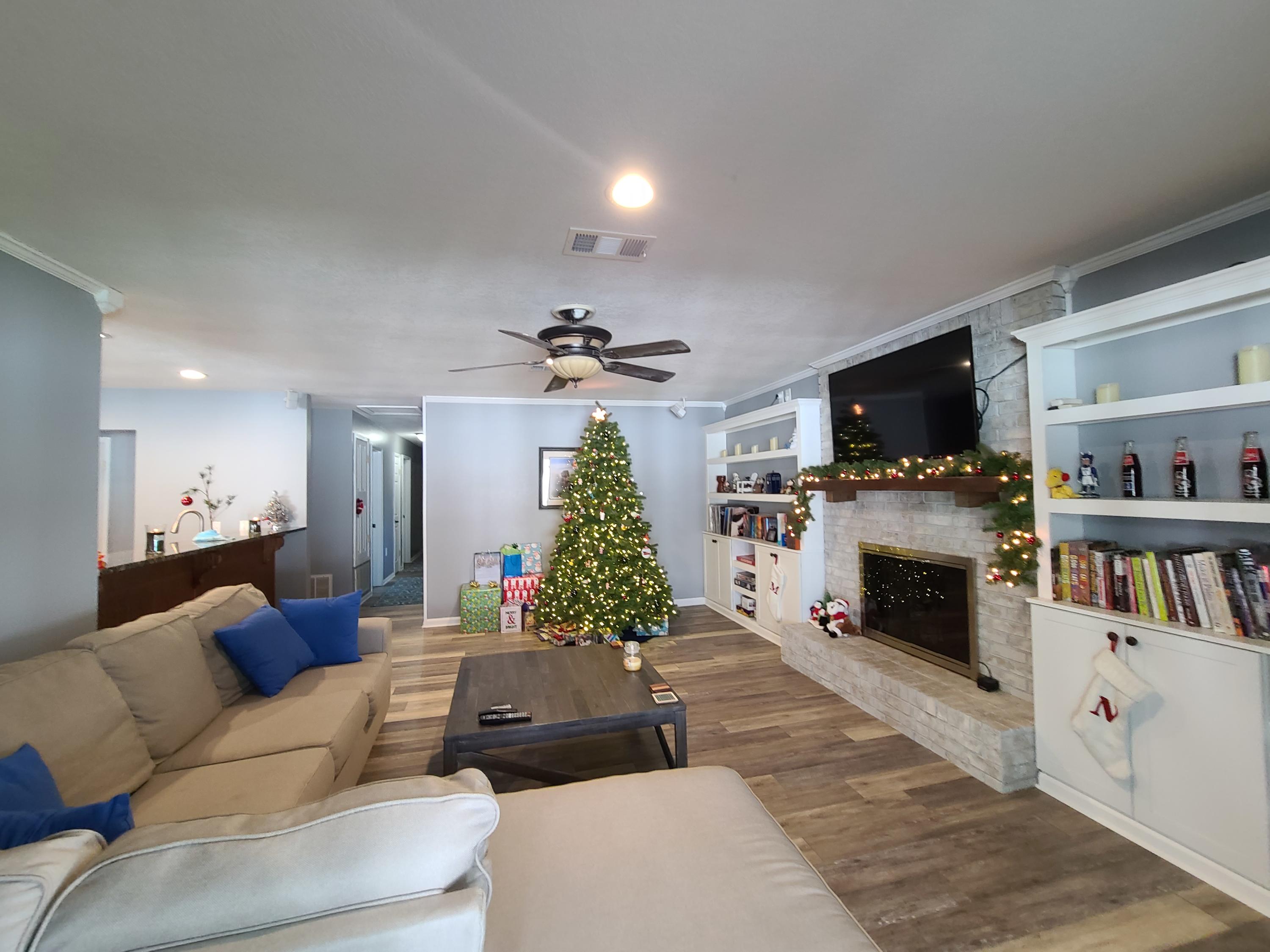 TANGLEWOOD S/D 1ST ADDN - Residential Lease