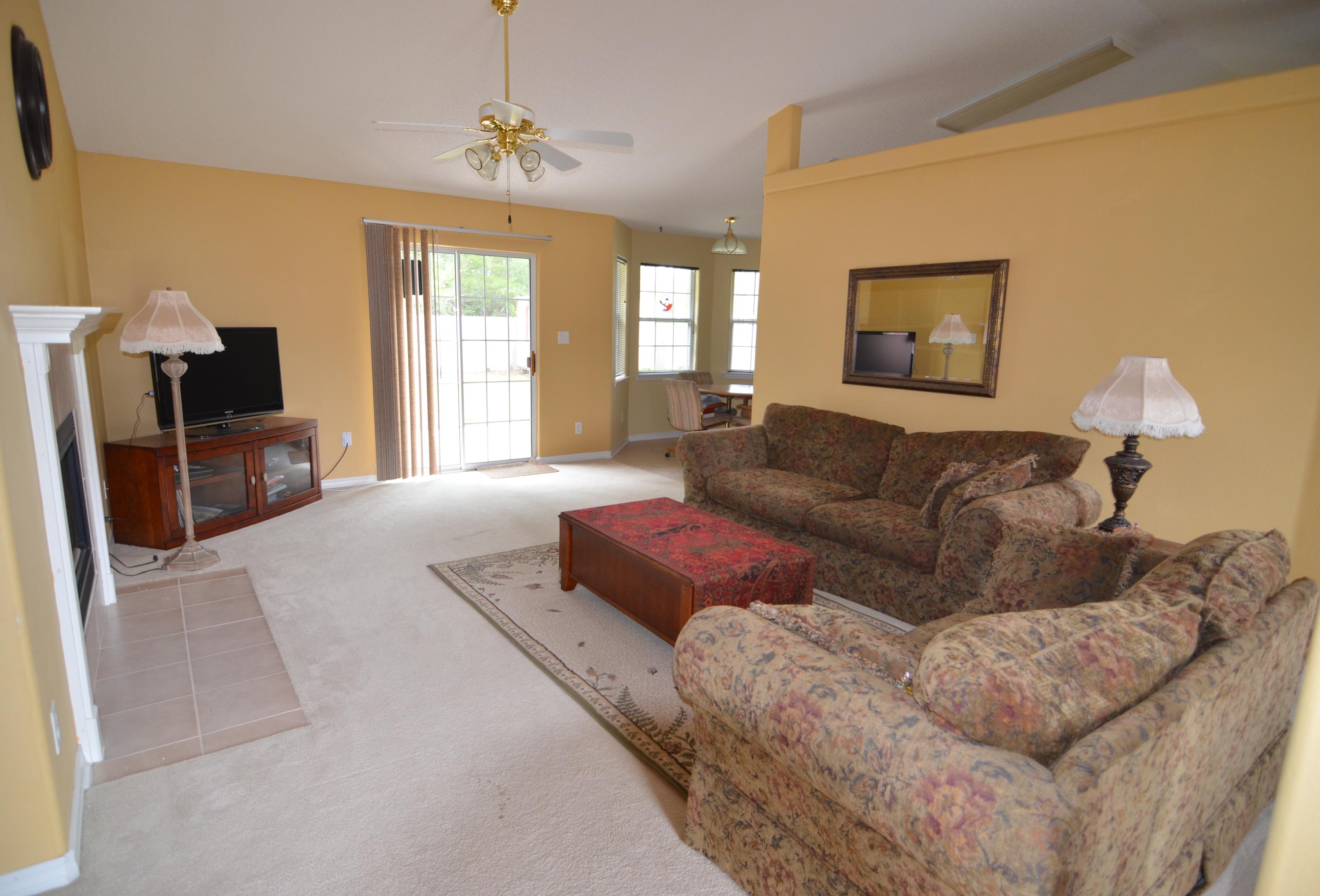 HIDDEN ESTATES - Residential