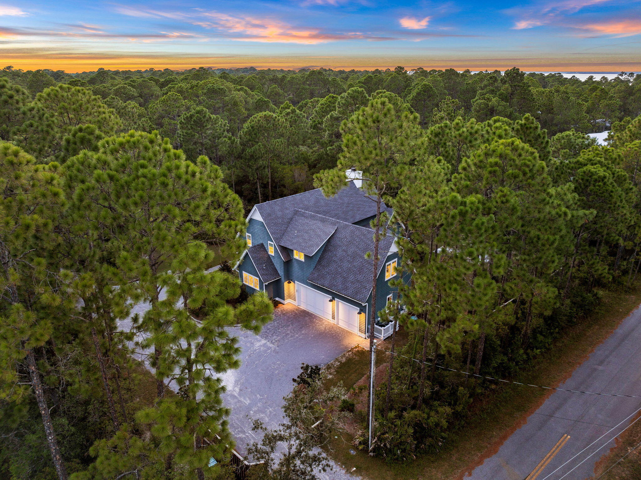 THE WOODS - Residential