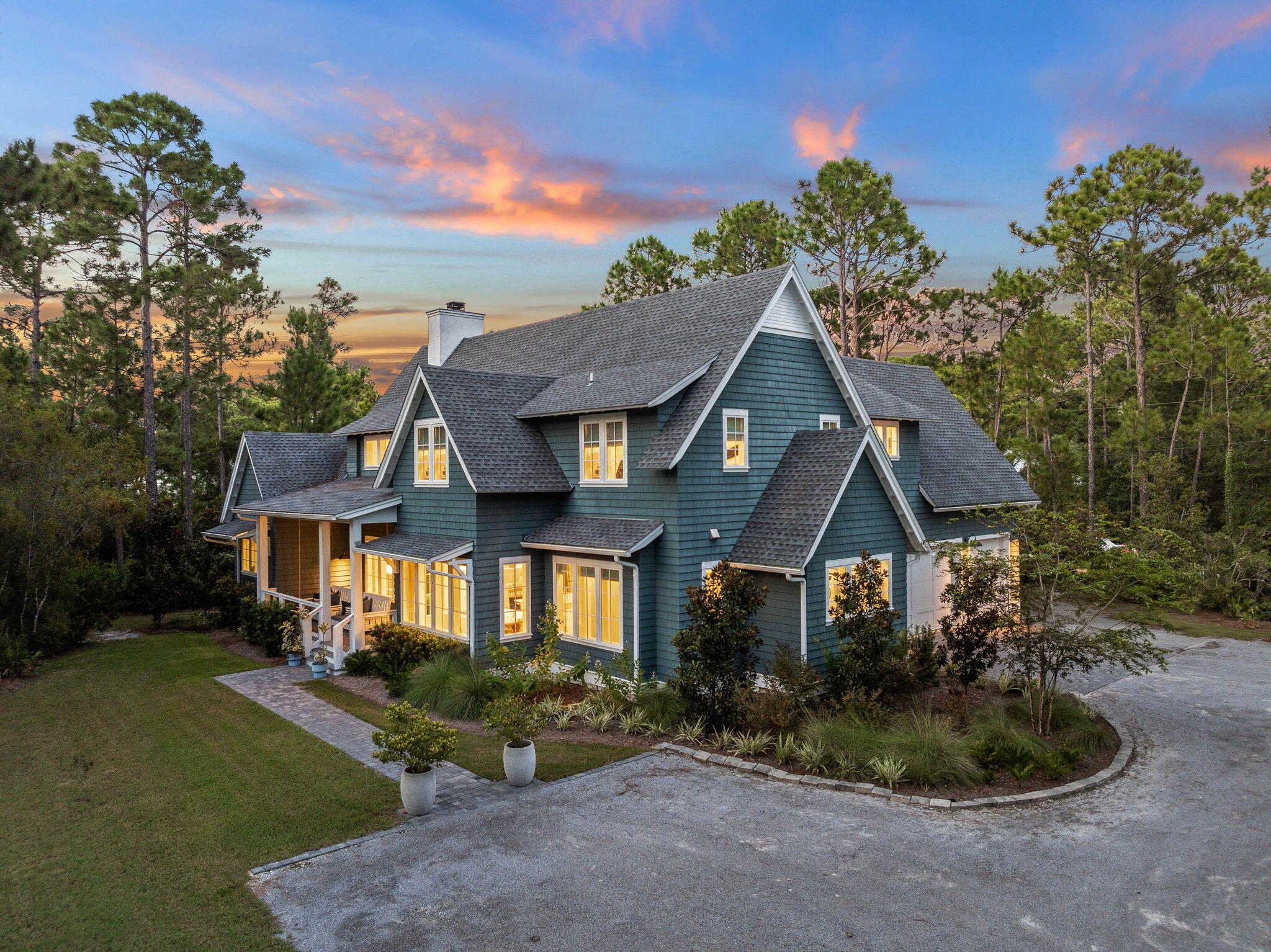 THE WOODS - Residential