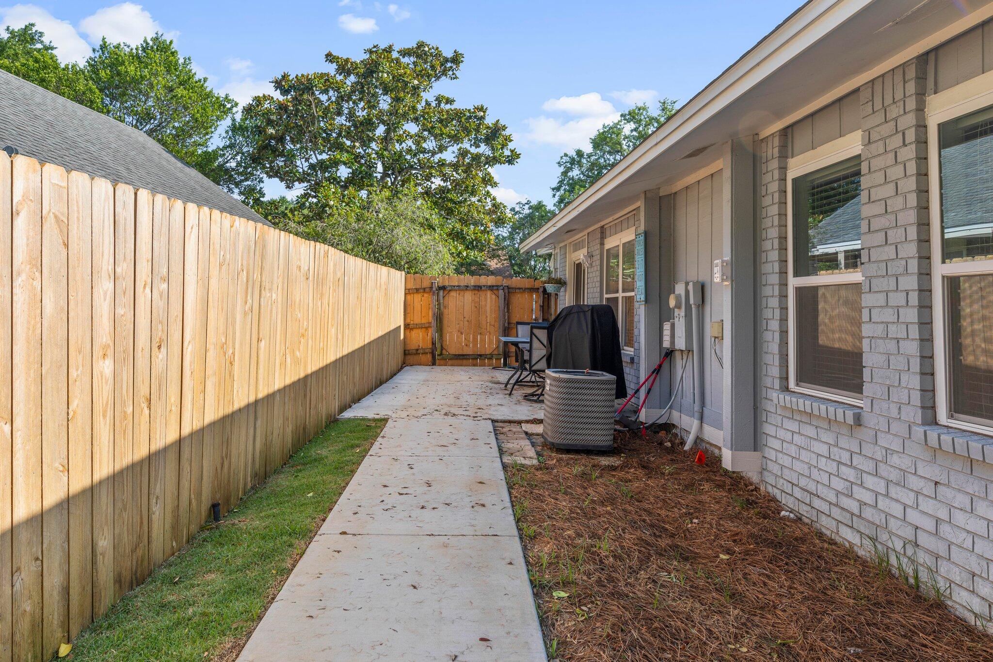 SANDPIPER VILLAGE - Residential