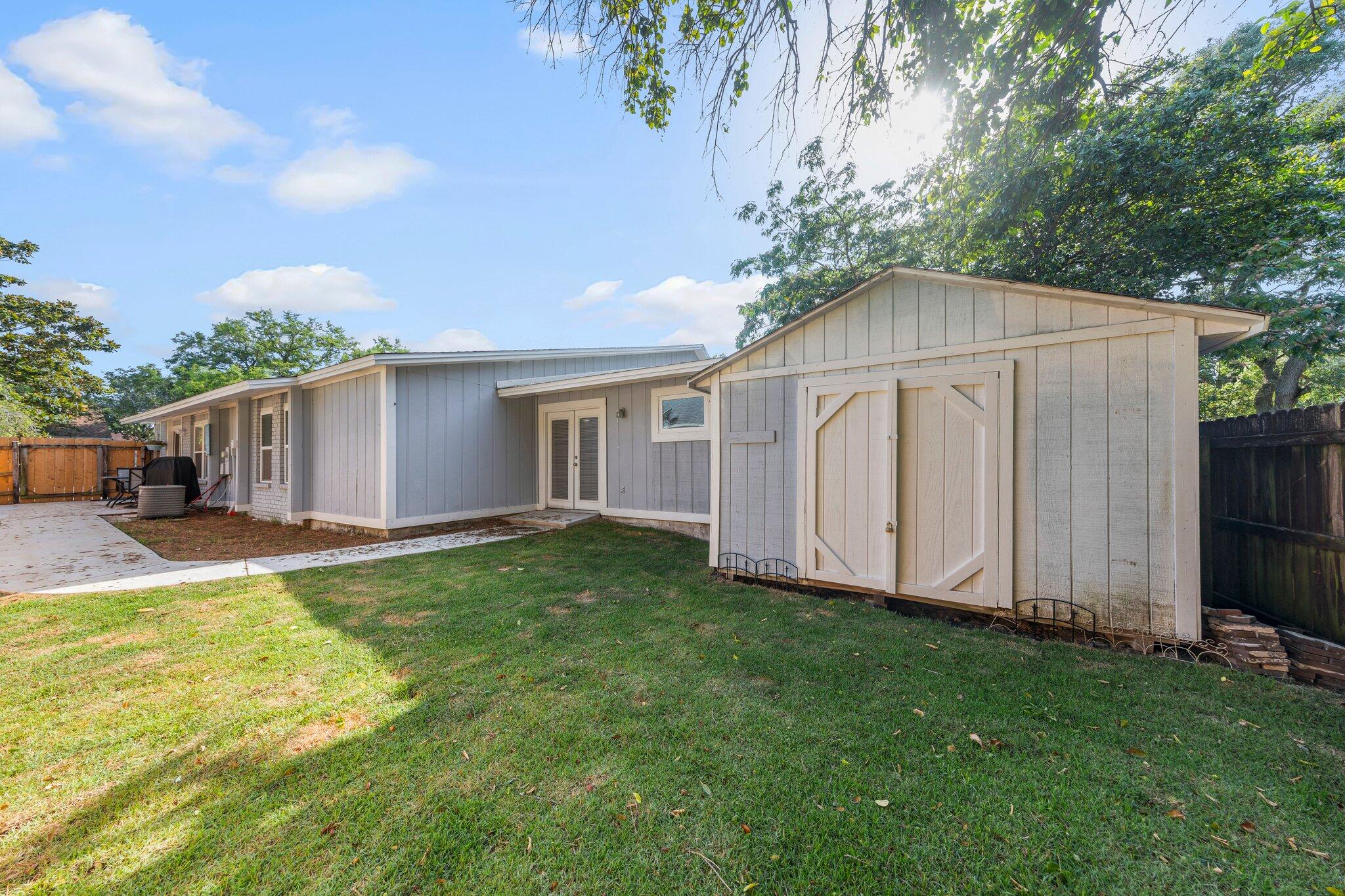 SANDPIPER VILLAGE - Residential