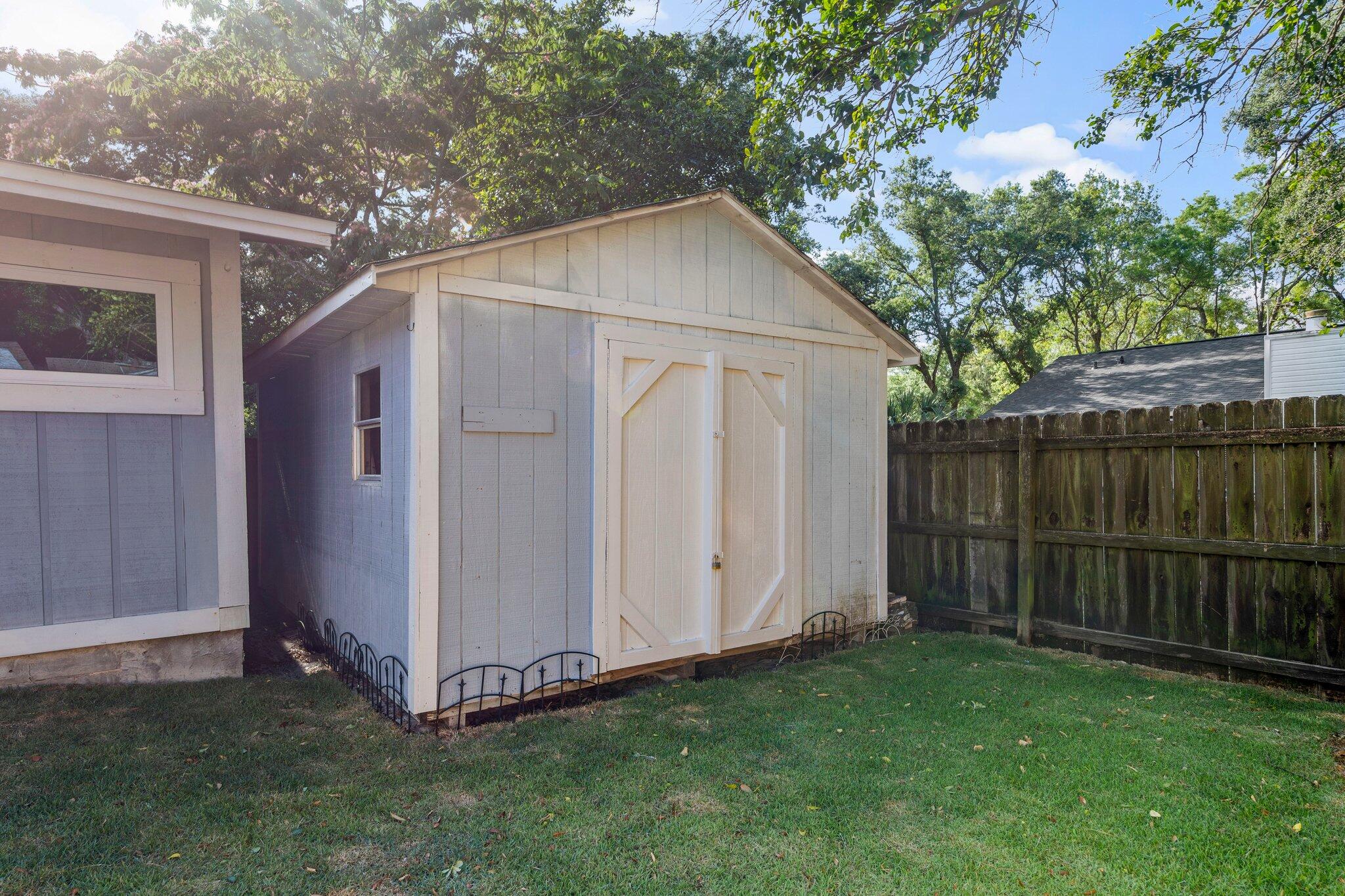 SANDPIPER VILLAGE - Residential