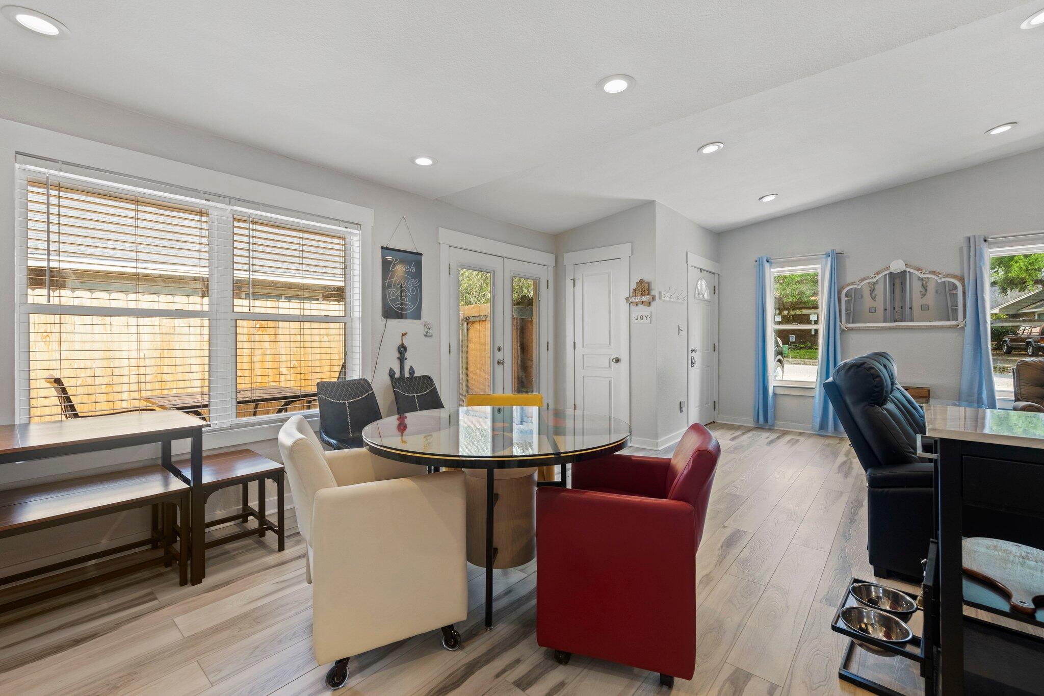 SANDPIPER VILLAGE - Residential