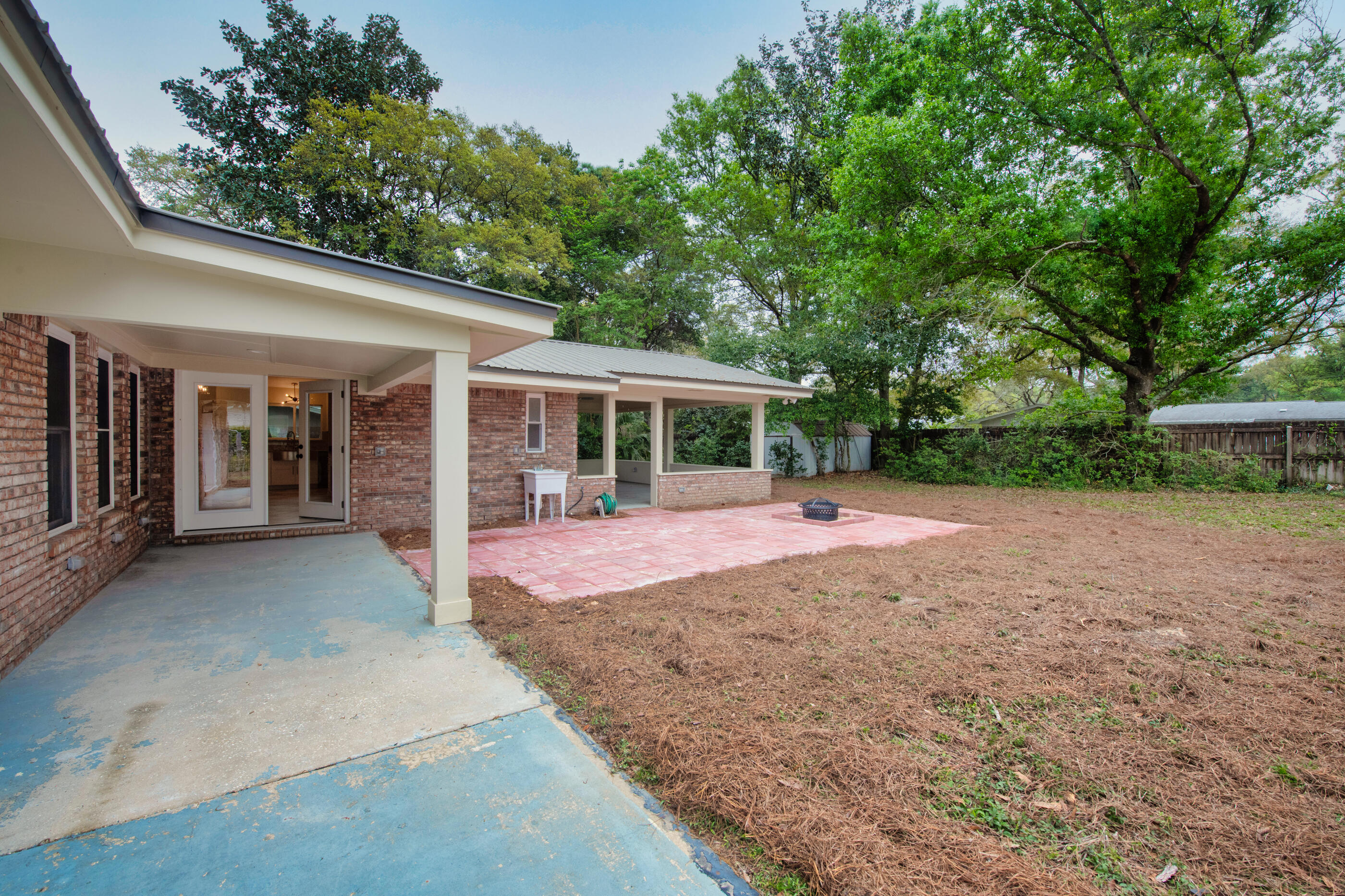 Bayou Poquito - Residential