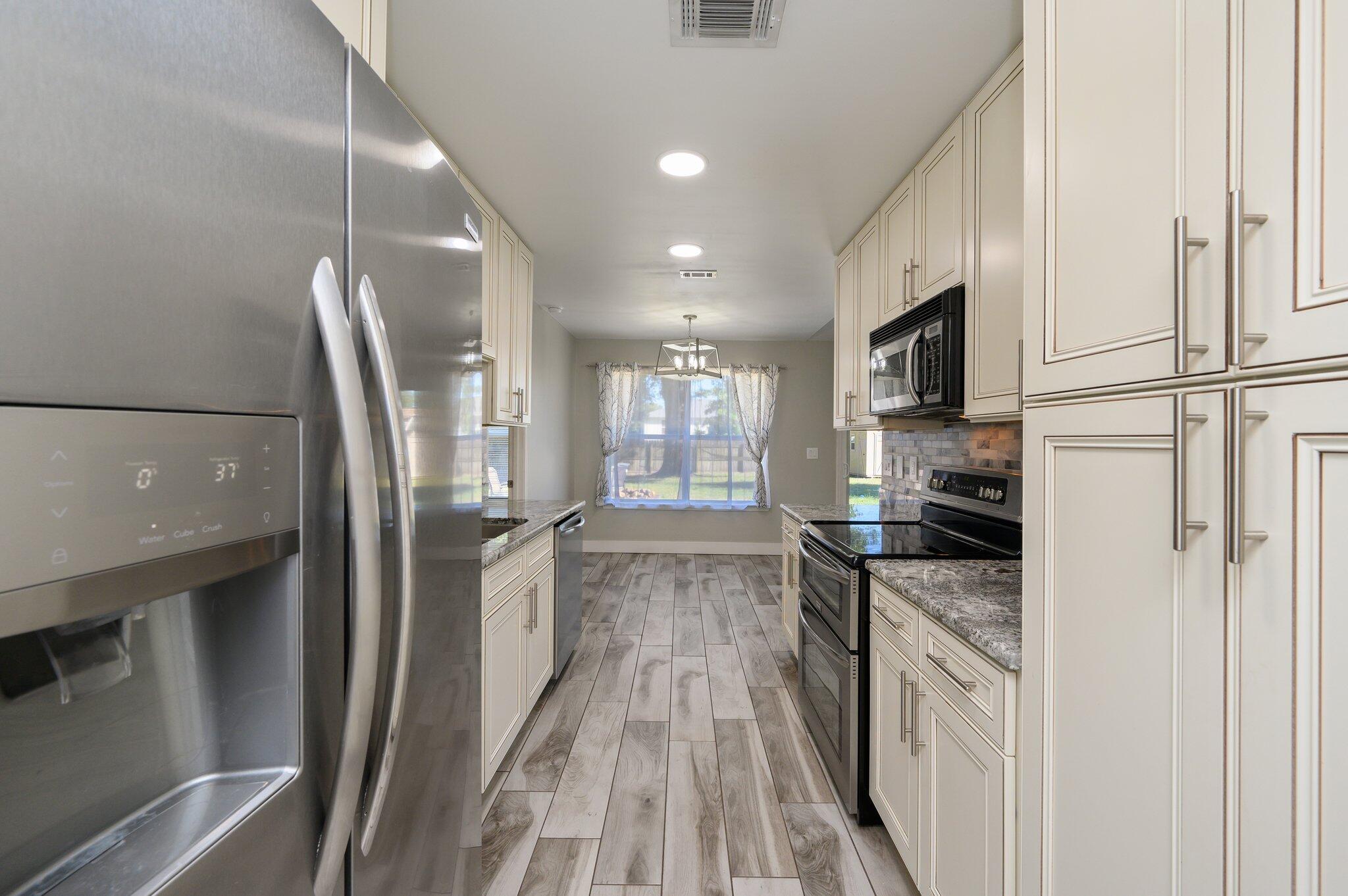 COUNTRYVIEW ESTATES - Residential