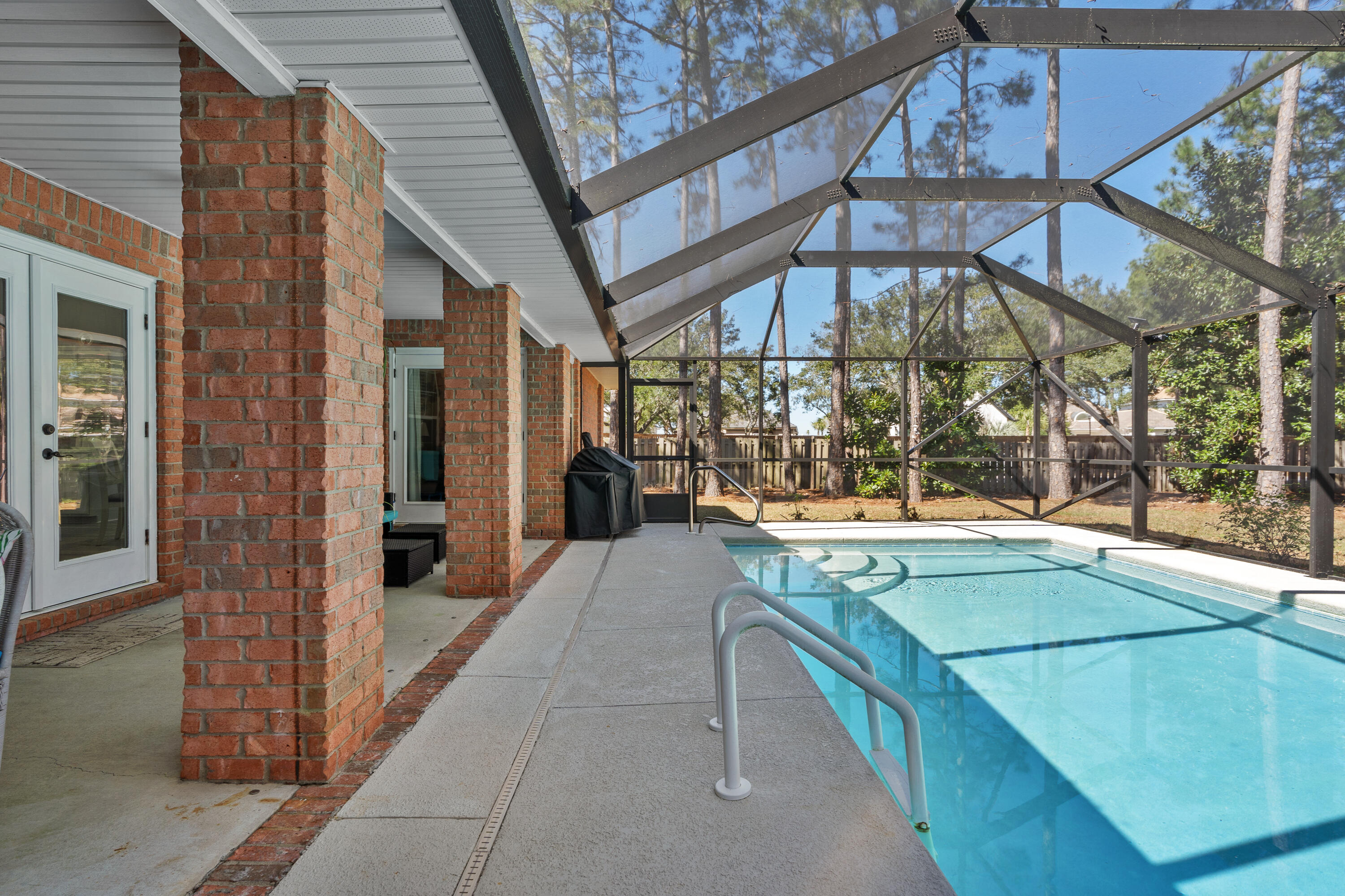 DRIFTWOOD ESTATES - Residential