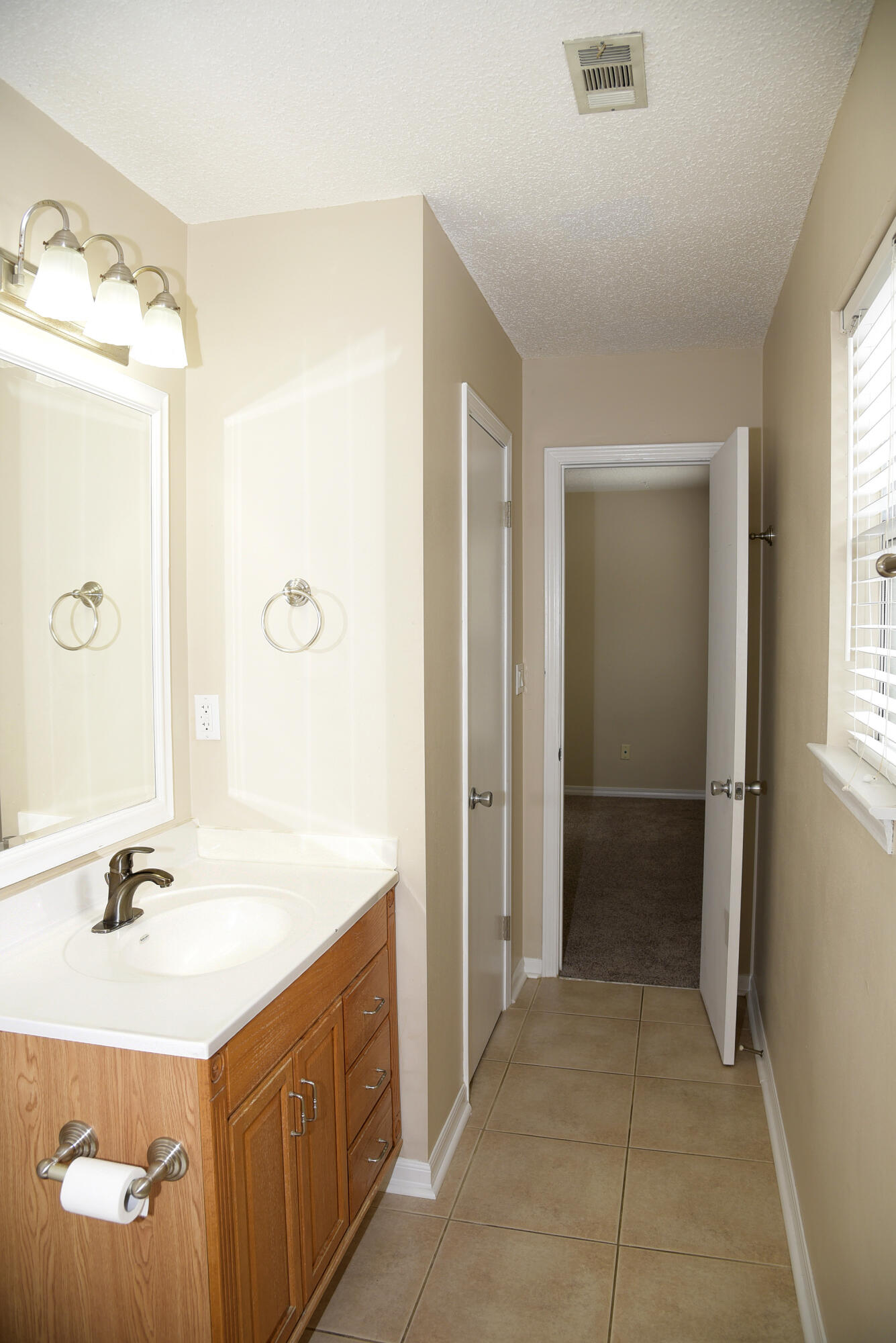 BLUE PINE VILLAGE AMENDED - Residential Lease