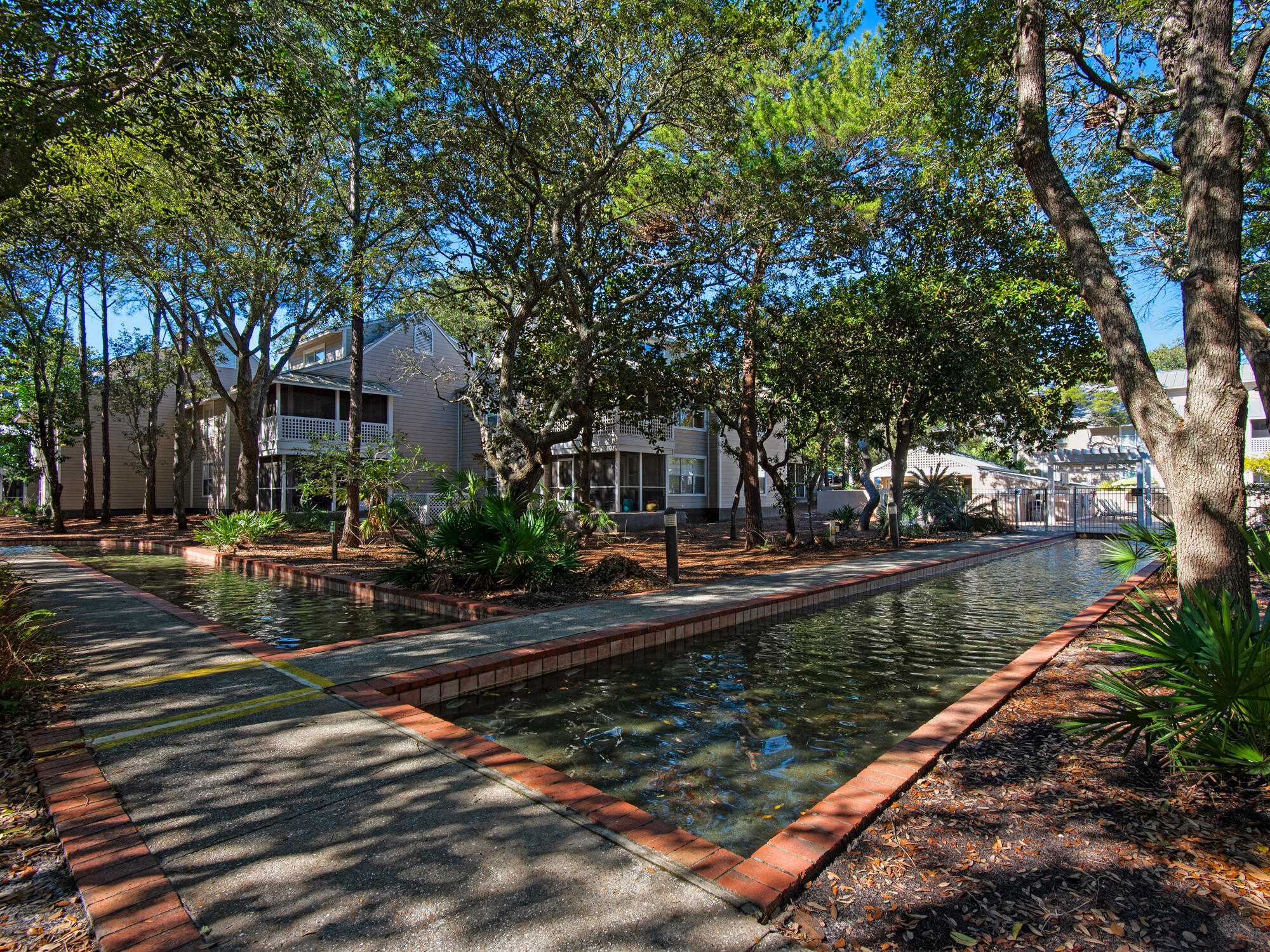 HIDDEN DUNES BEACH COTTAGES 2 - Residential