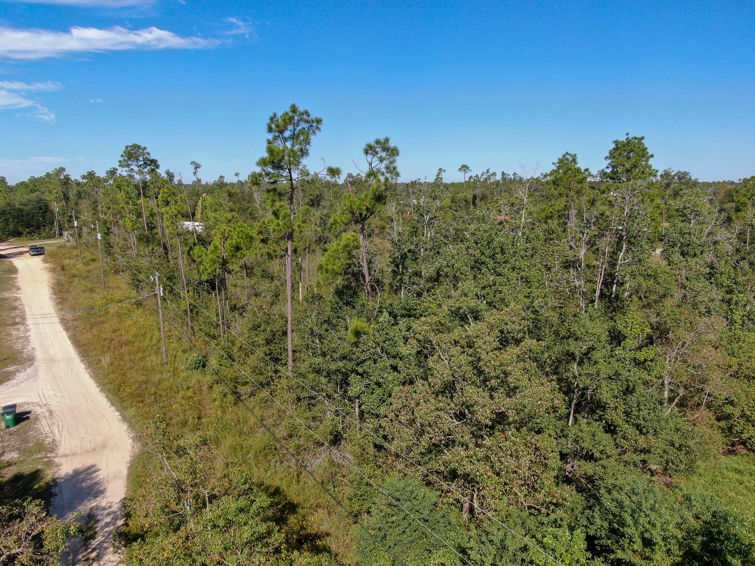 NO RECORDED SUBDIVISION - Land