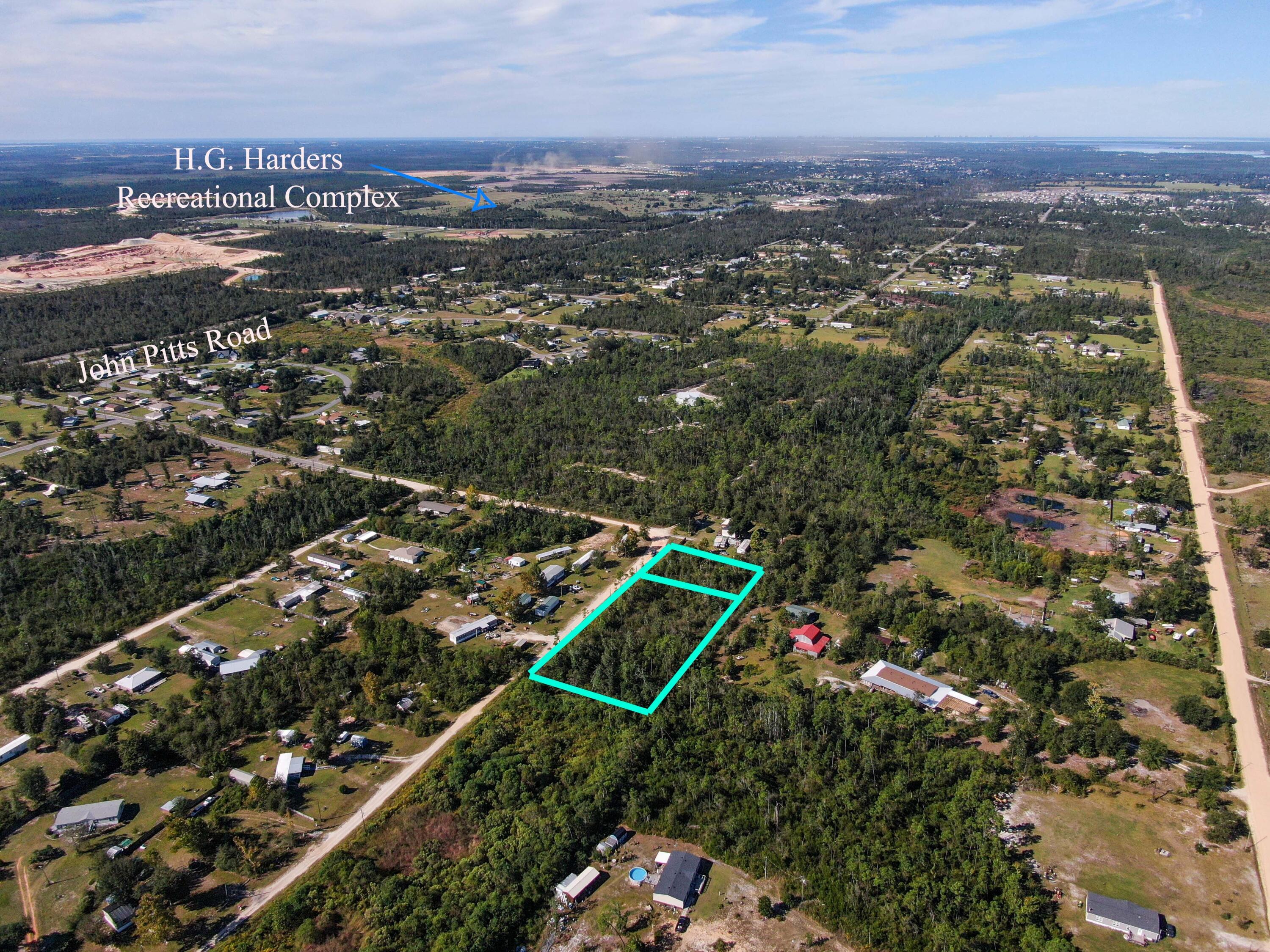 NO RECORDED SUBDIVISION - Land