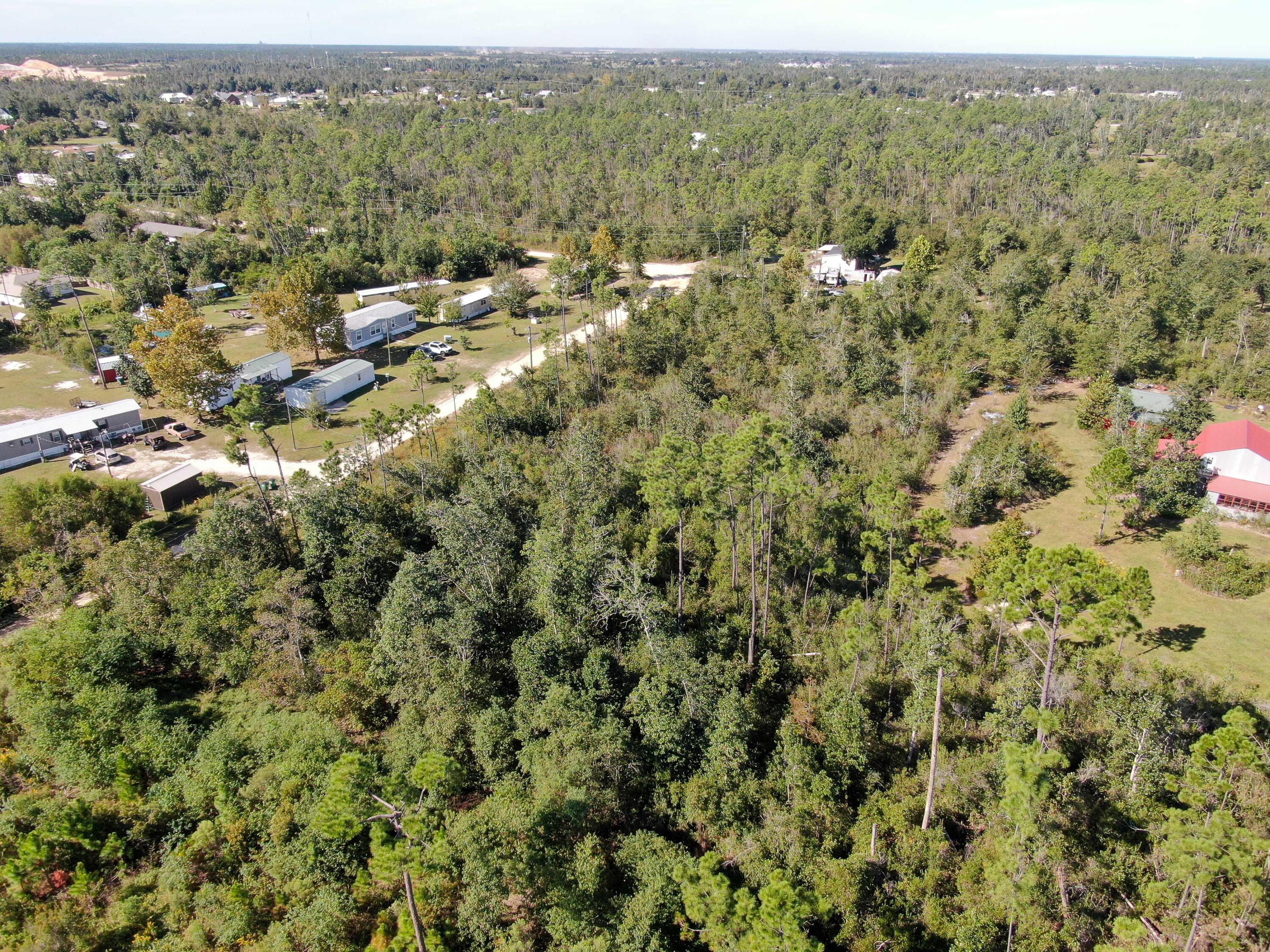 NO RECORDED SUBDIVISION - Land