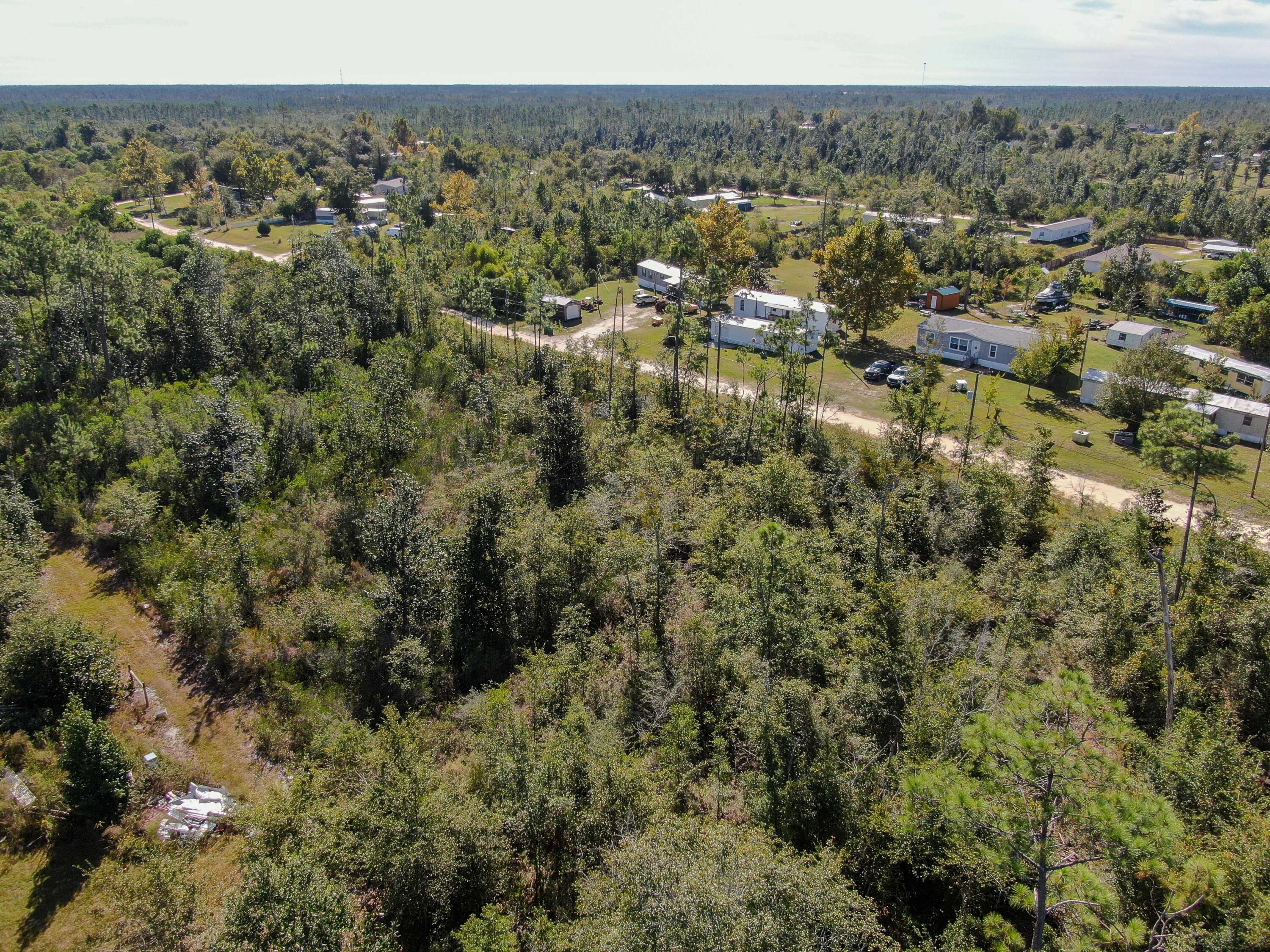 NO RECORDED SUBDIVISION - Land