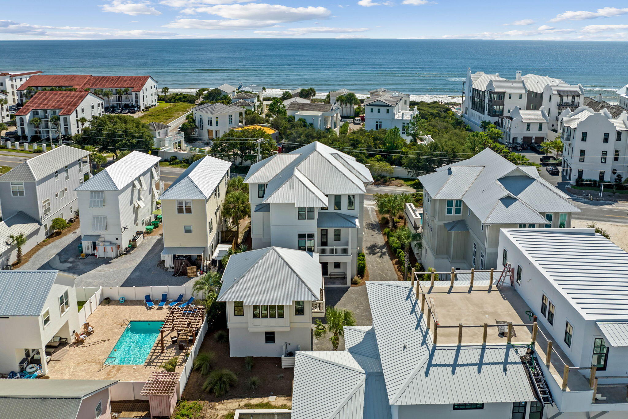 GULF SHORE MANOR - Residential