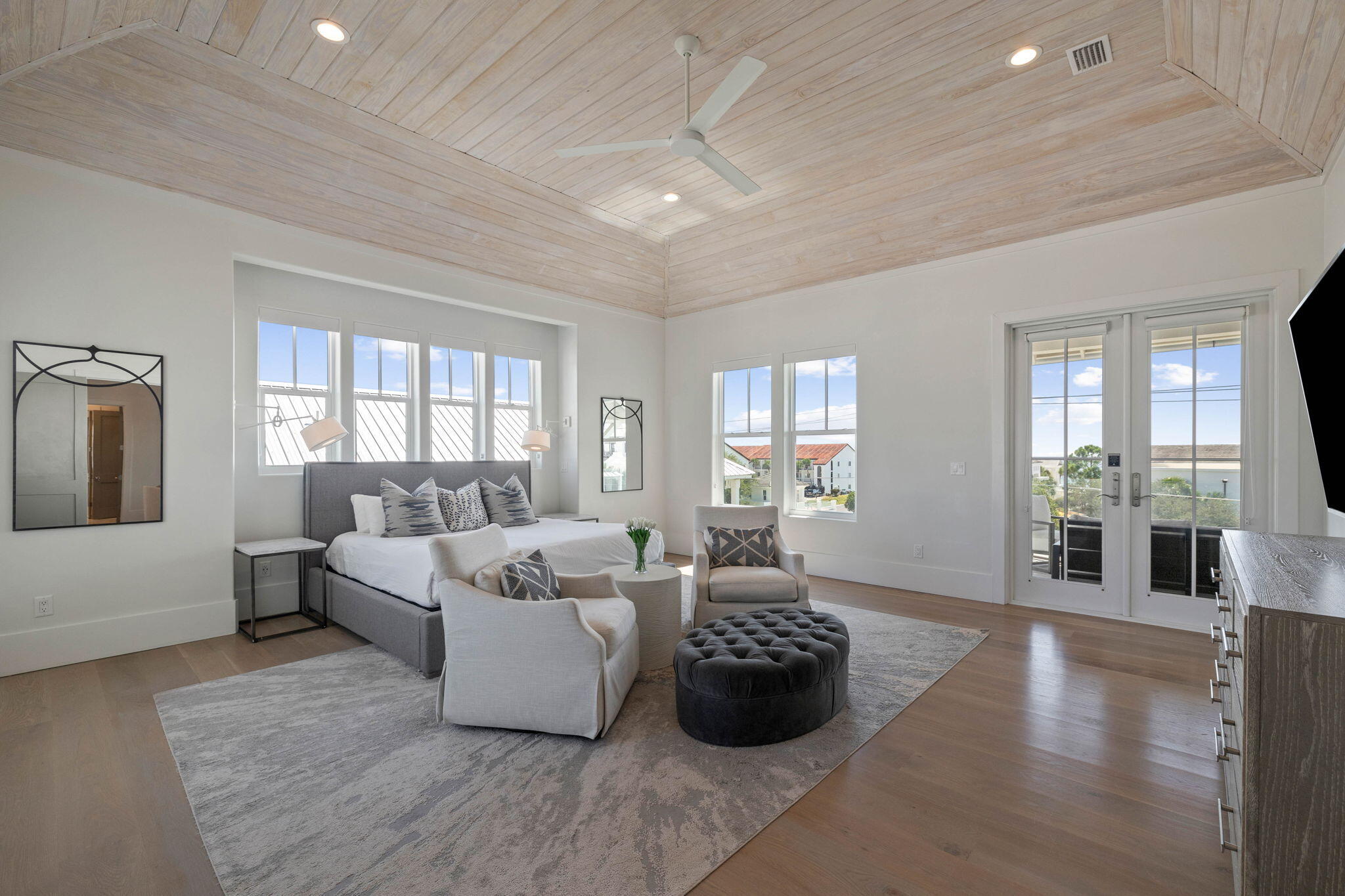 GULF SHORE MANOR - Residential