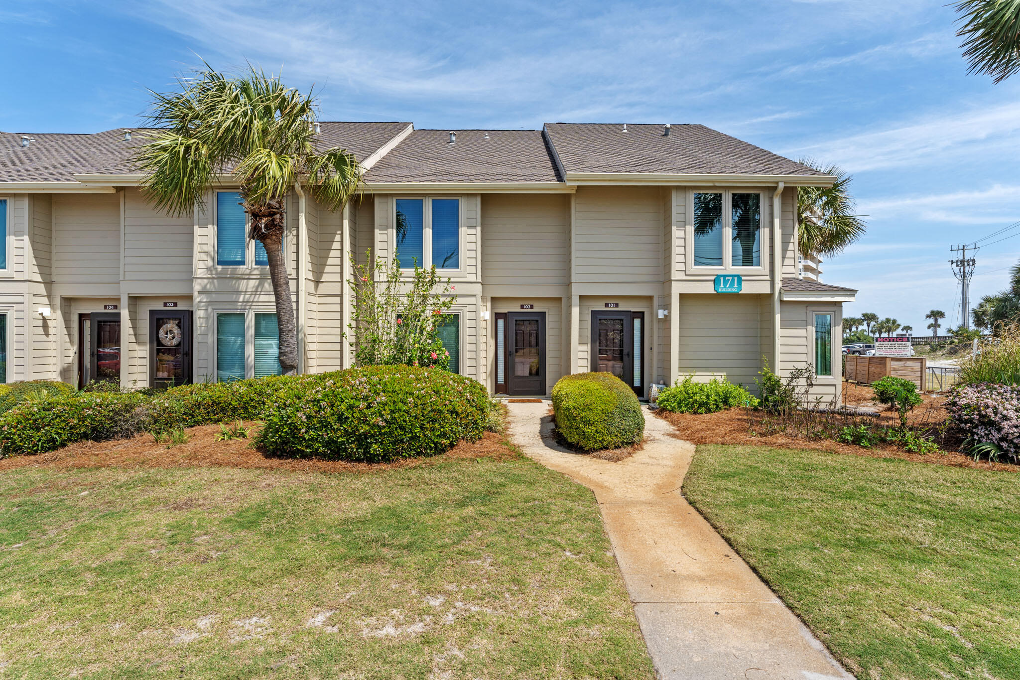 SEASCAPE CONDO PH 6A - Residential