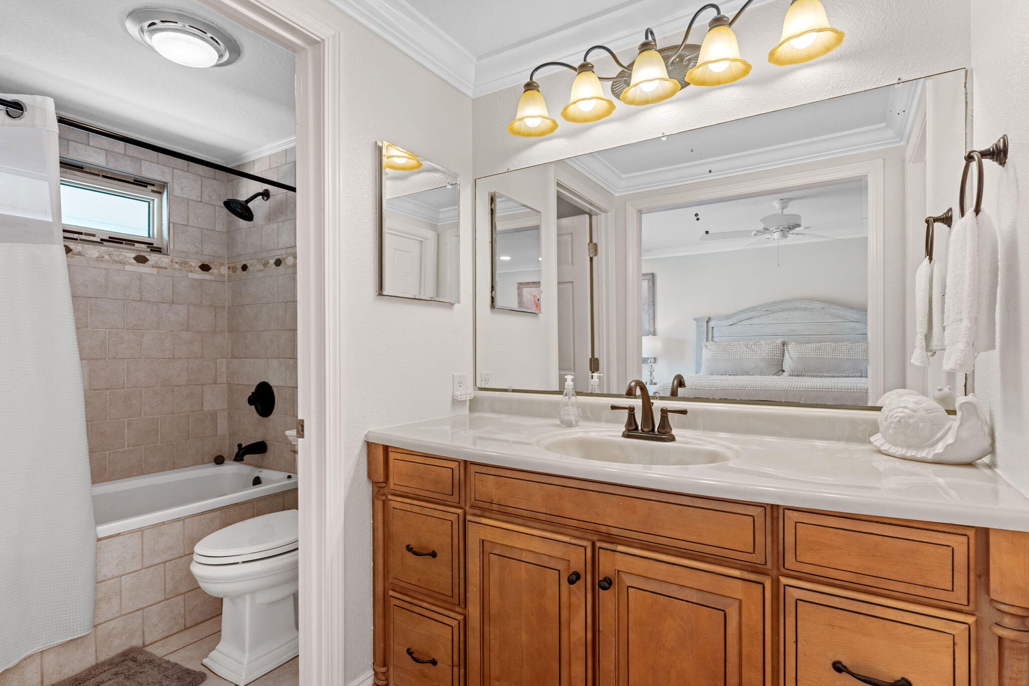 SEASCAPE CONDO PH 6A - Residential