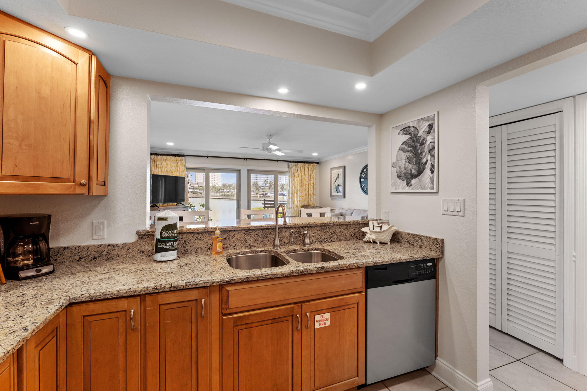 SEASCAPE CONDO PH 6A - Residential