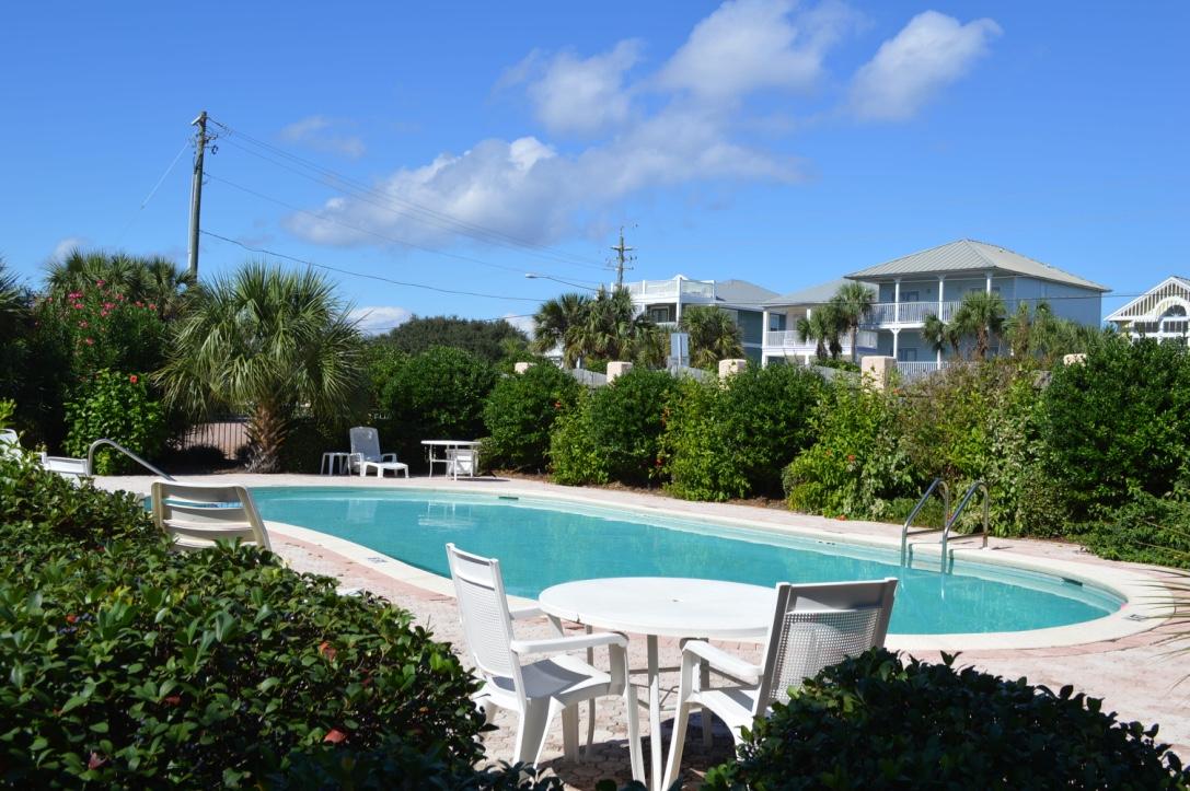 CRYSTAL BEACH T/H - Residential