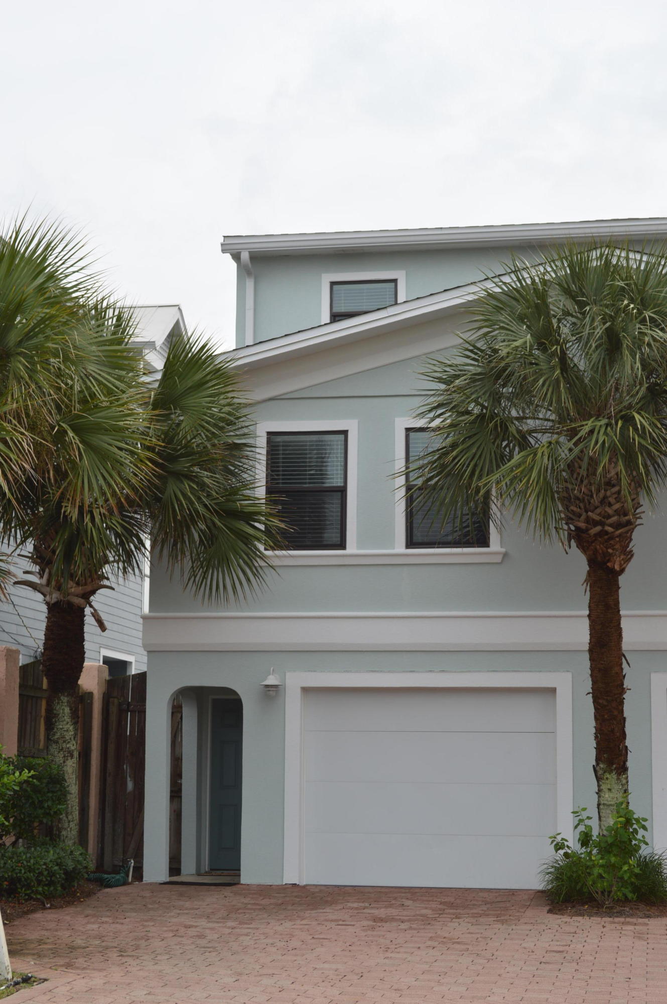 CRYSTAL BEACH T/H - Residential