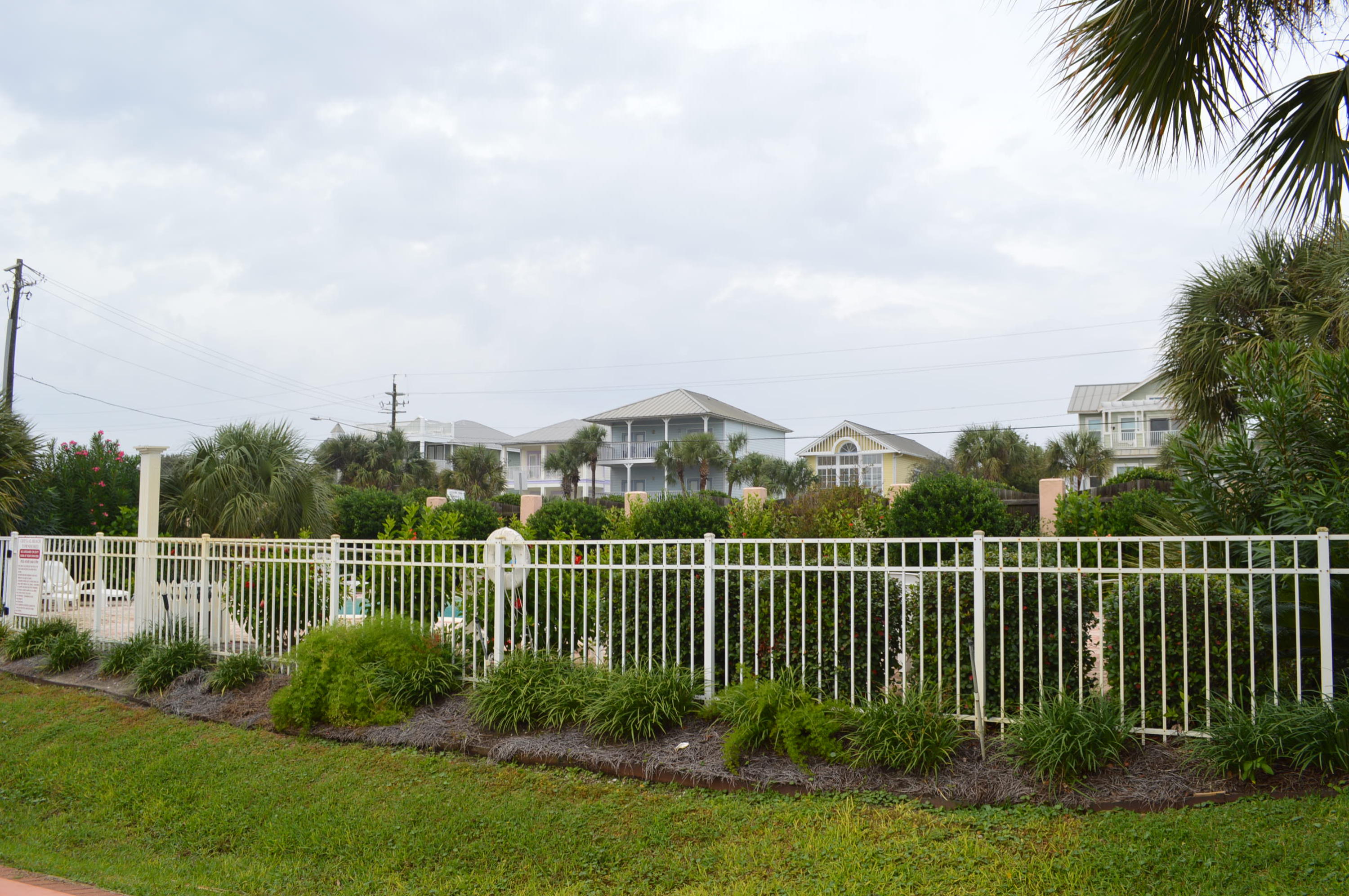 CRYSTAL BEACH T/H - Residential