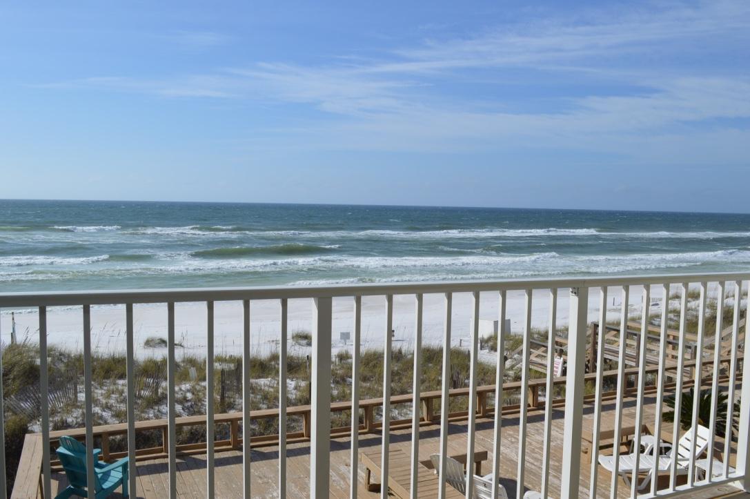 CRYSTAL BEACH T/H - Residential