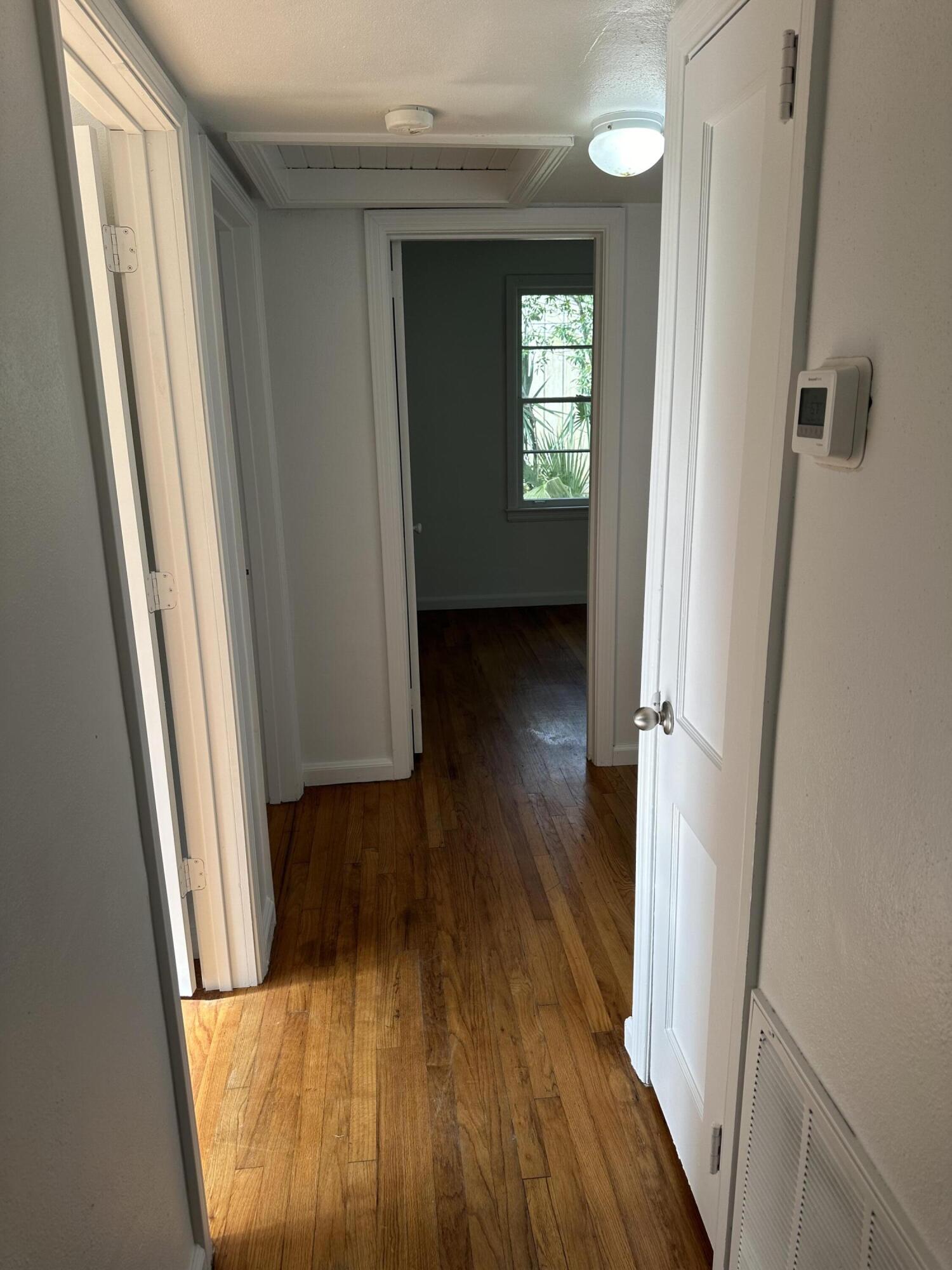 GARNIERS BEACH - Residential Lease